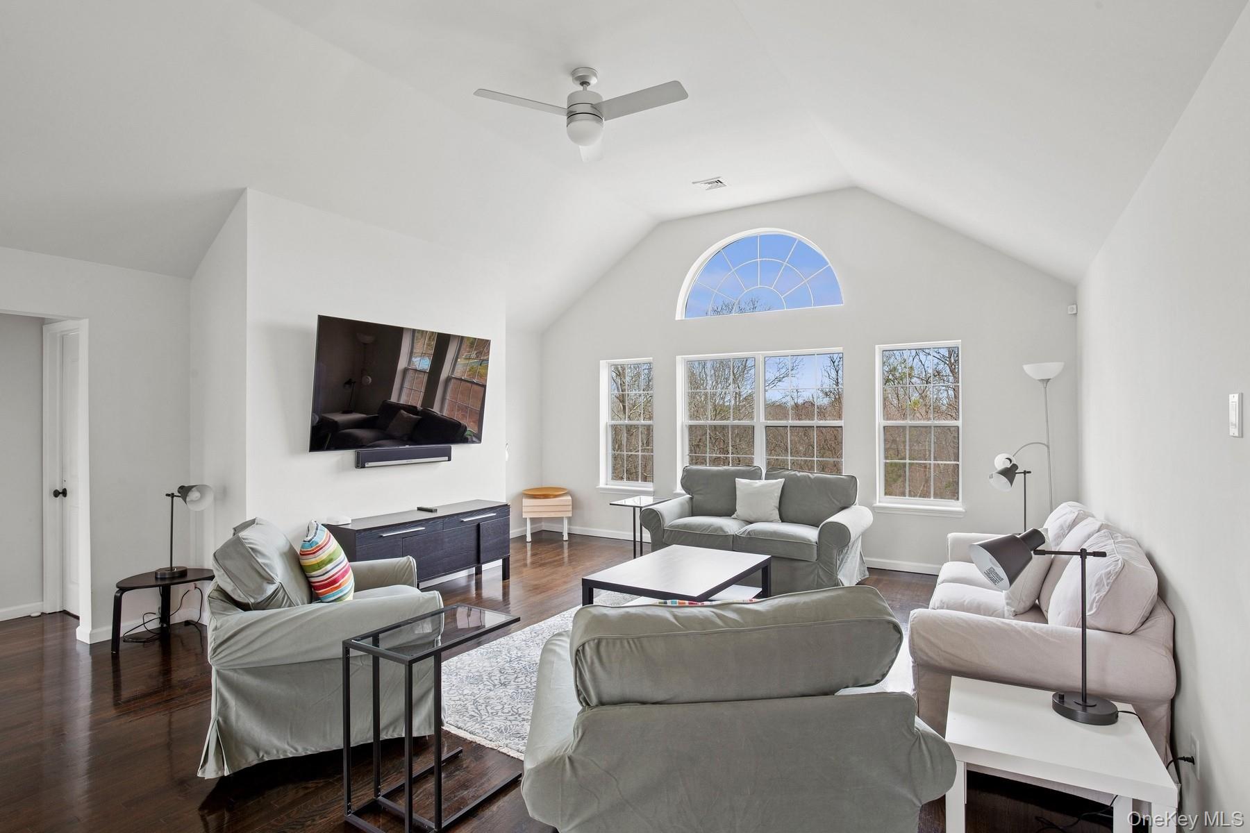 71 Old Canoe Place Road, Hampton Bays, NY 11946