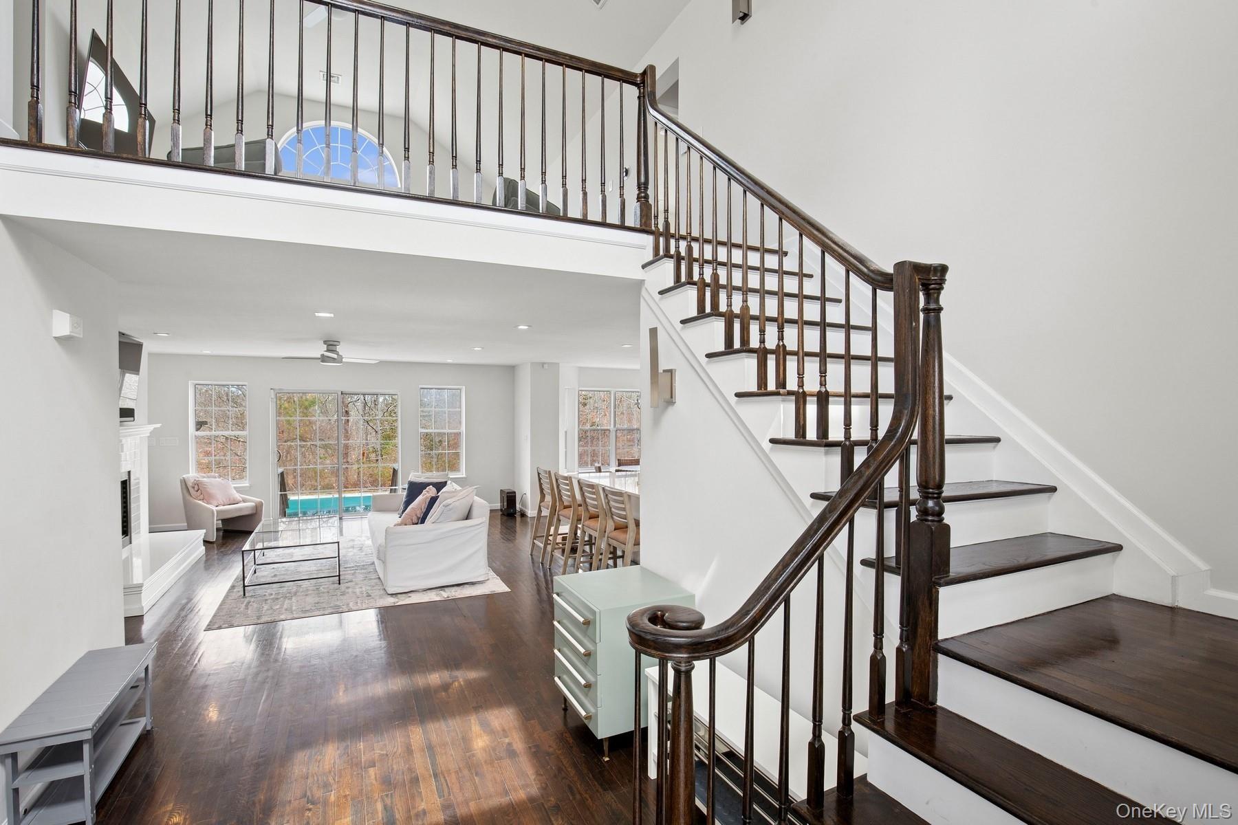 71 Old Canoe Place Road, Hampton Bays, NY 11946