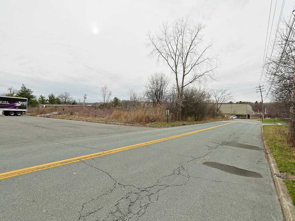 Wes Warren Drive, Middletown, NY 10941