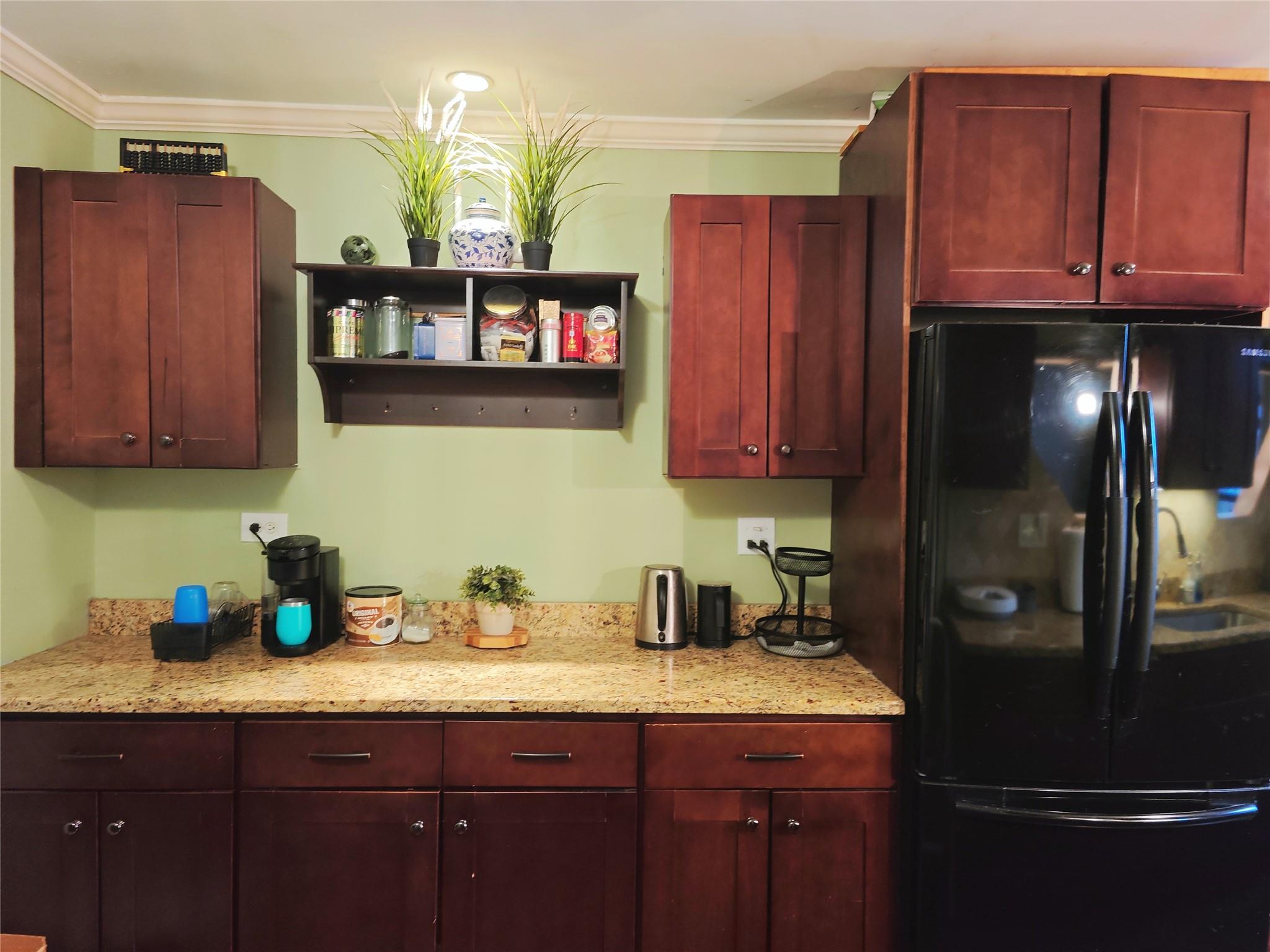 164-07 willets point blvd # 5-208, Whitestone, NY 11357