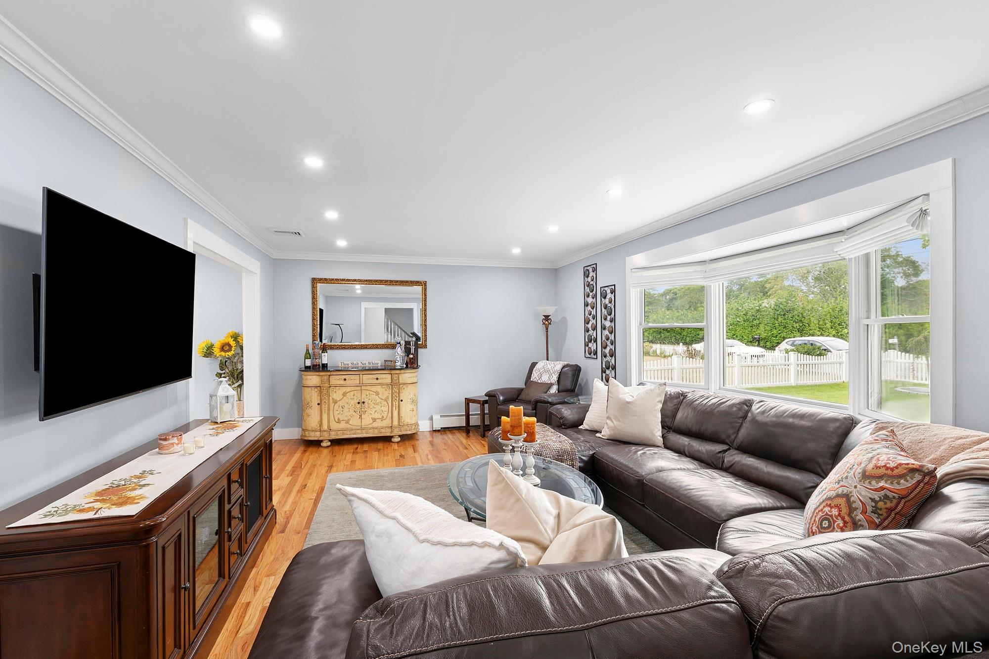 48 Fanning Avenue, Hampton Bays, NY 11946