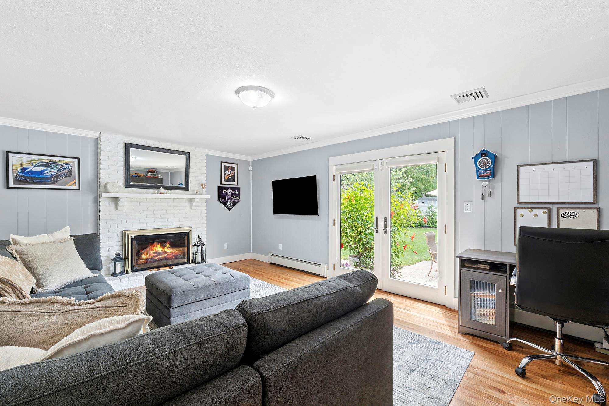 48 Fanning Avenue, Hampton Bays, NY 11946