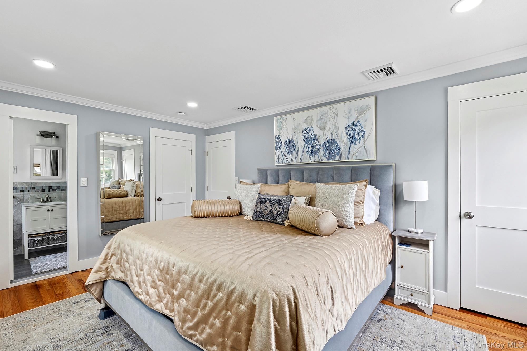 48 Fanning Avenue, Hampton Bays, NY 11946