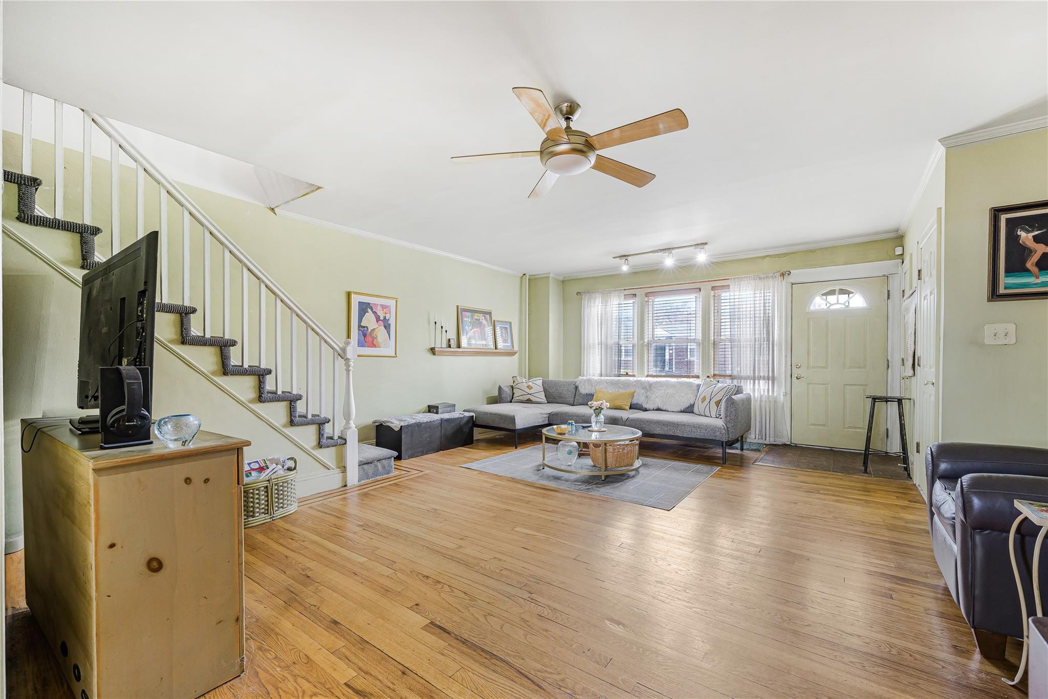 2514 Mickle Avenue, Bronx, NY 10469