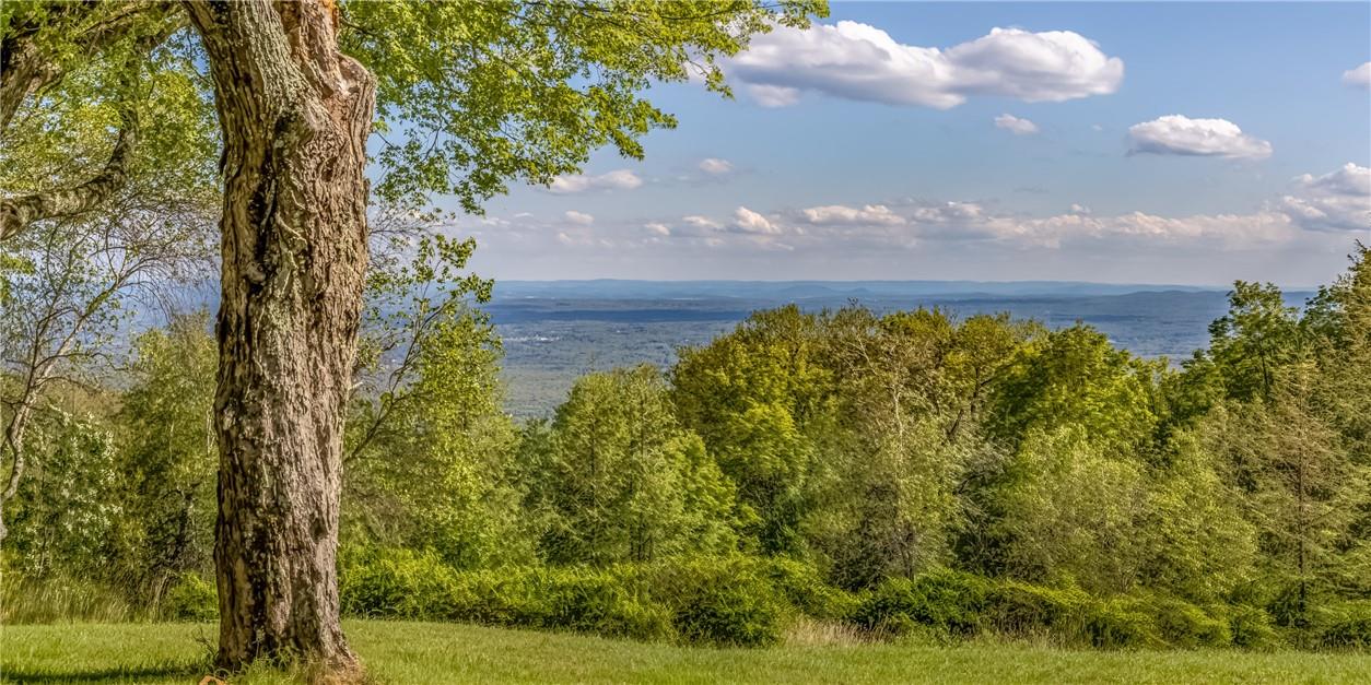 220 Vista Maria Road, Cragsmoor, NY 12420