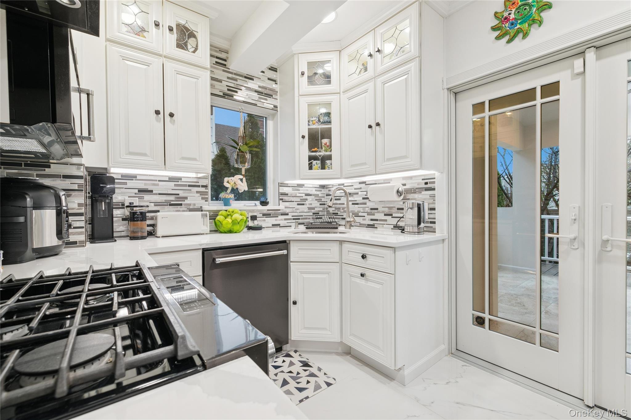 87-15 258th Street, Floral Park, NY 11001