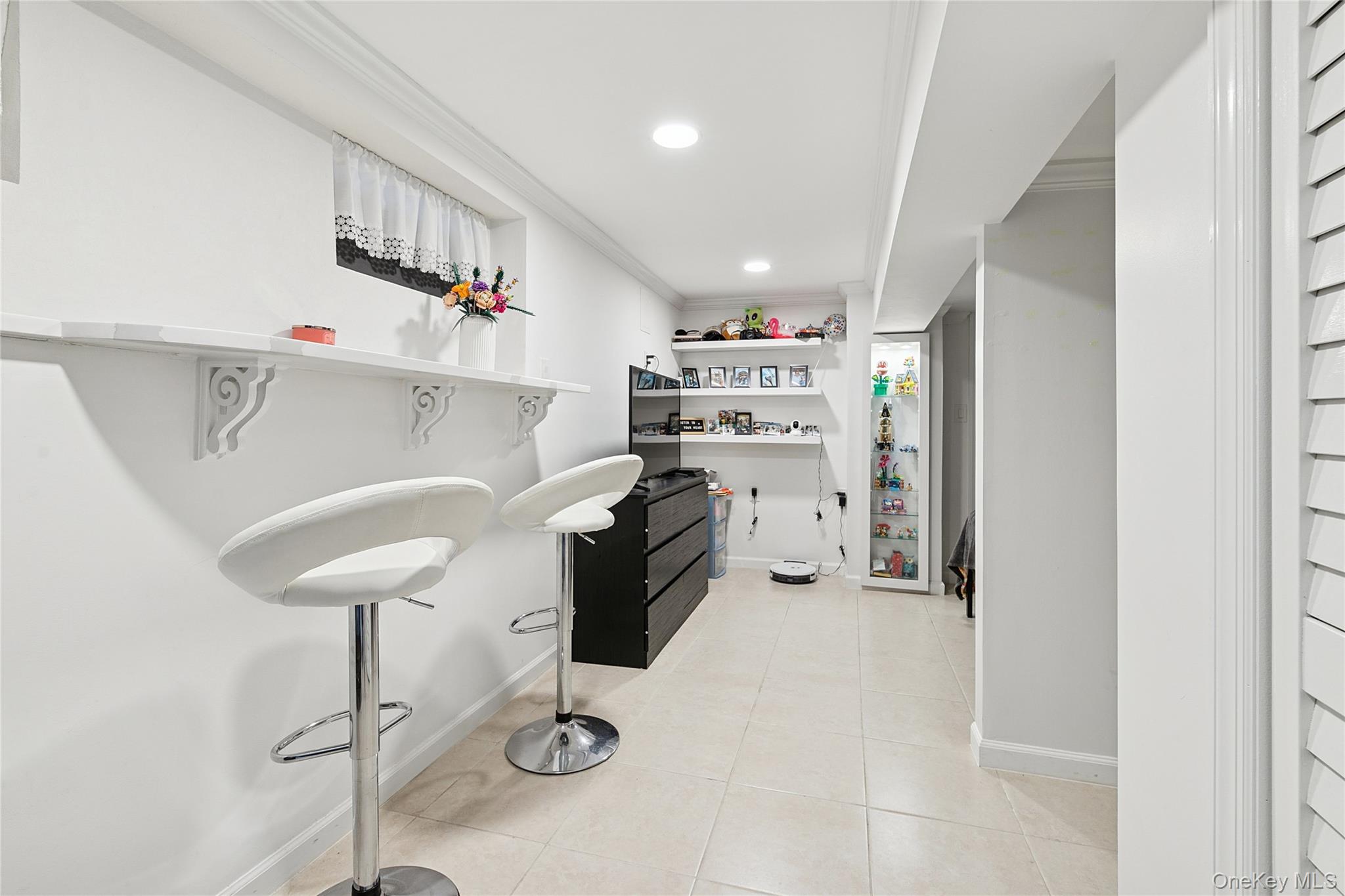 87-15 258th Street, Floral Park, NY 11001