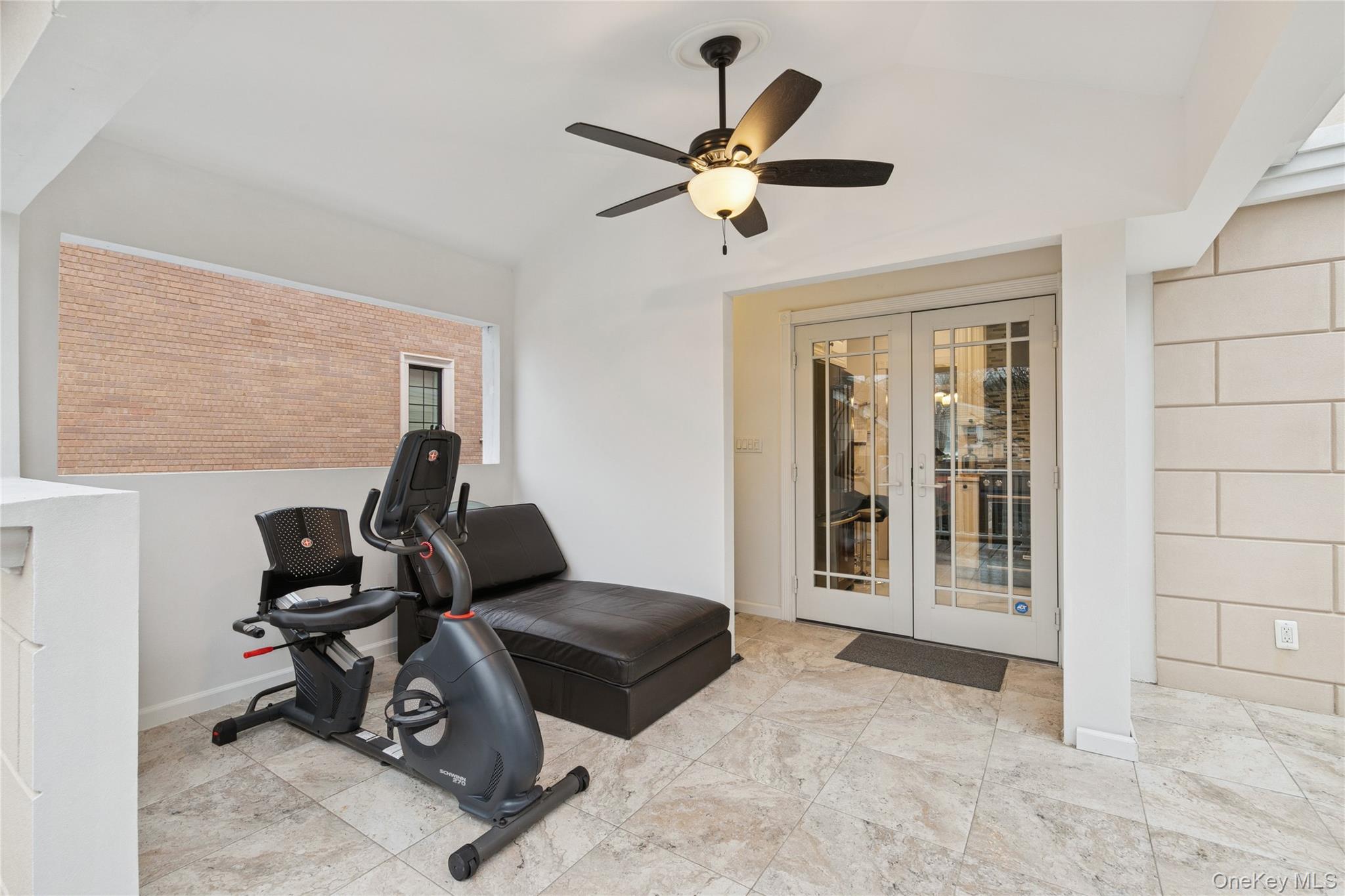 87-15 258th Street, Floral Park, NY 11001