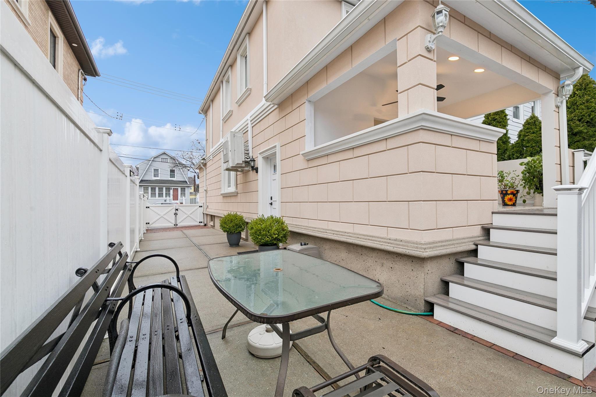 87-15 258th Street, Floral Park, NY 11001