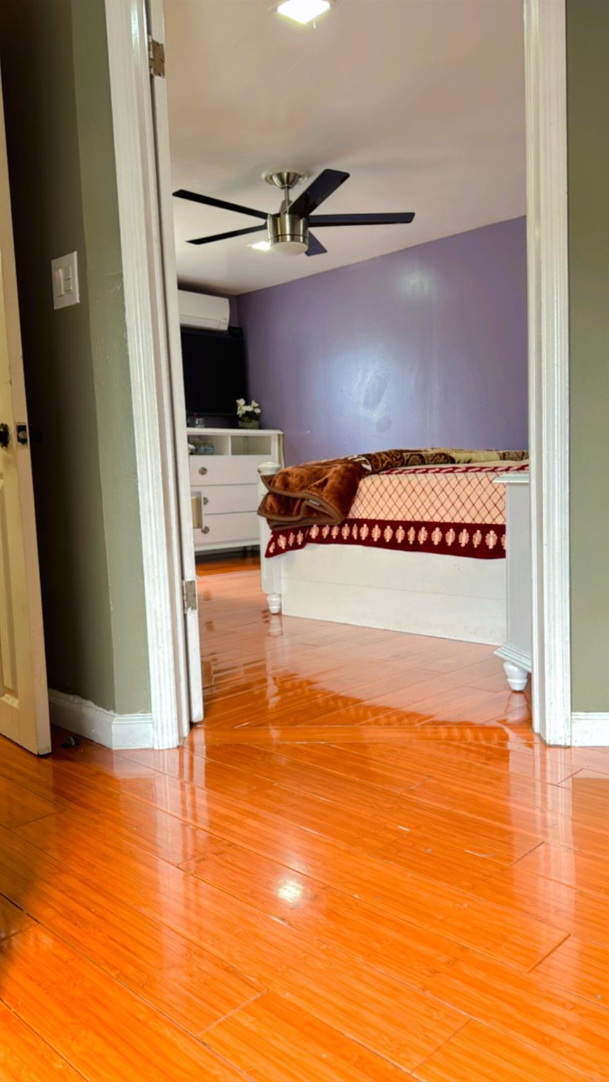 73 Hamilton Avenue, Valley Stream, NY 11580