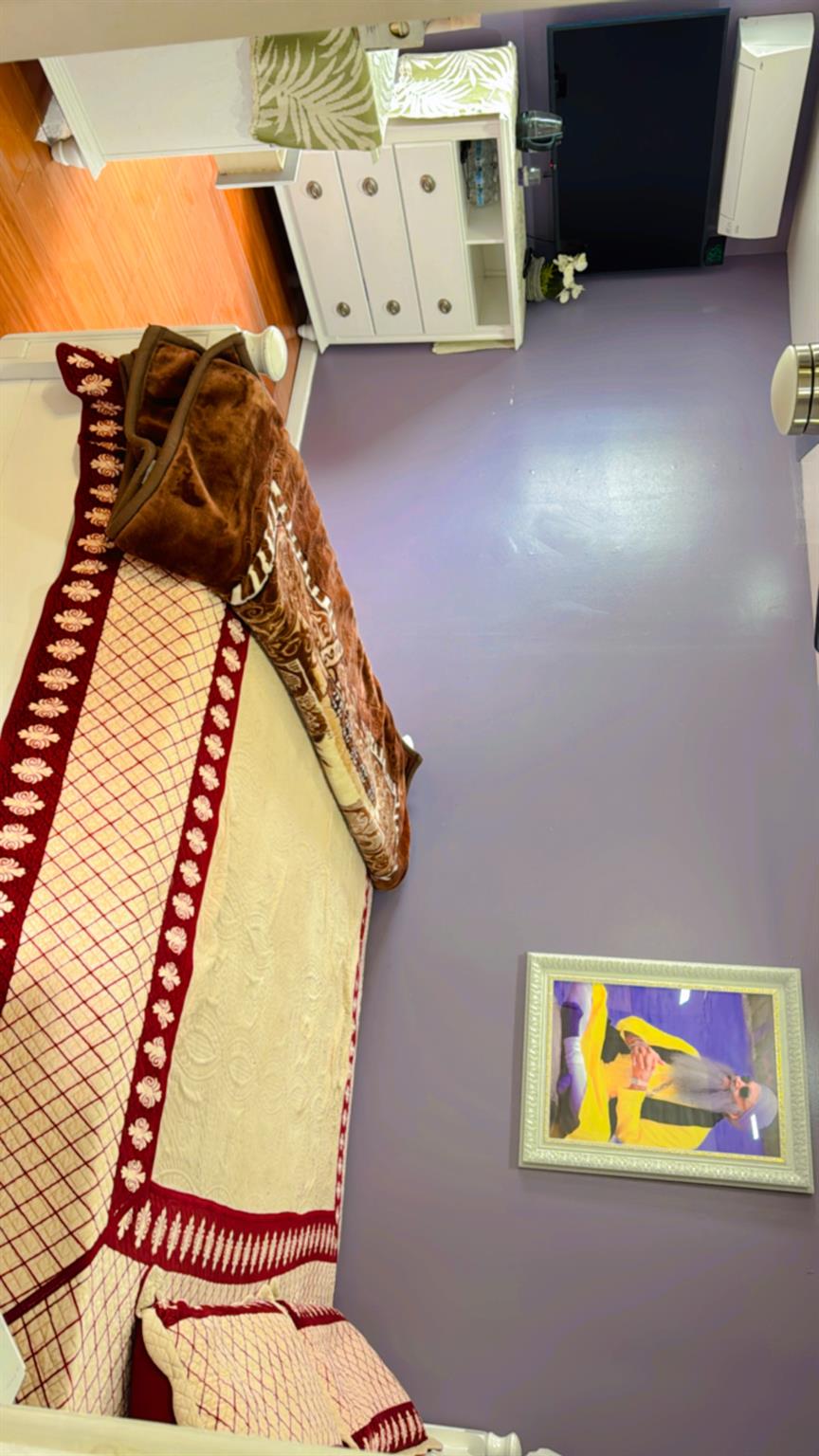 73 Hamilton Avenue, Valley Stream, NY 11580