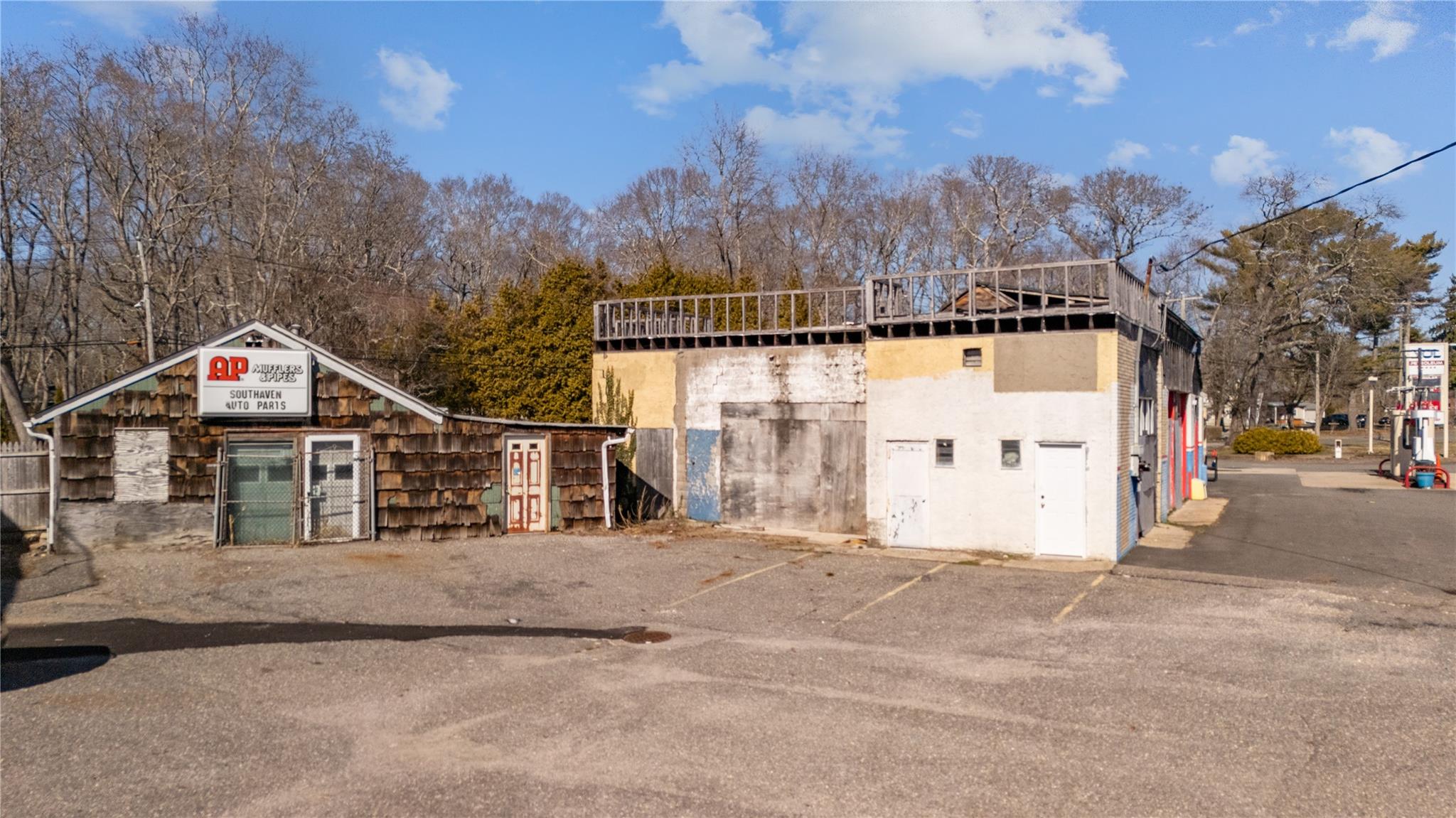 1200 + 2800 Montauk Highway, Brookhaven, NY 11719