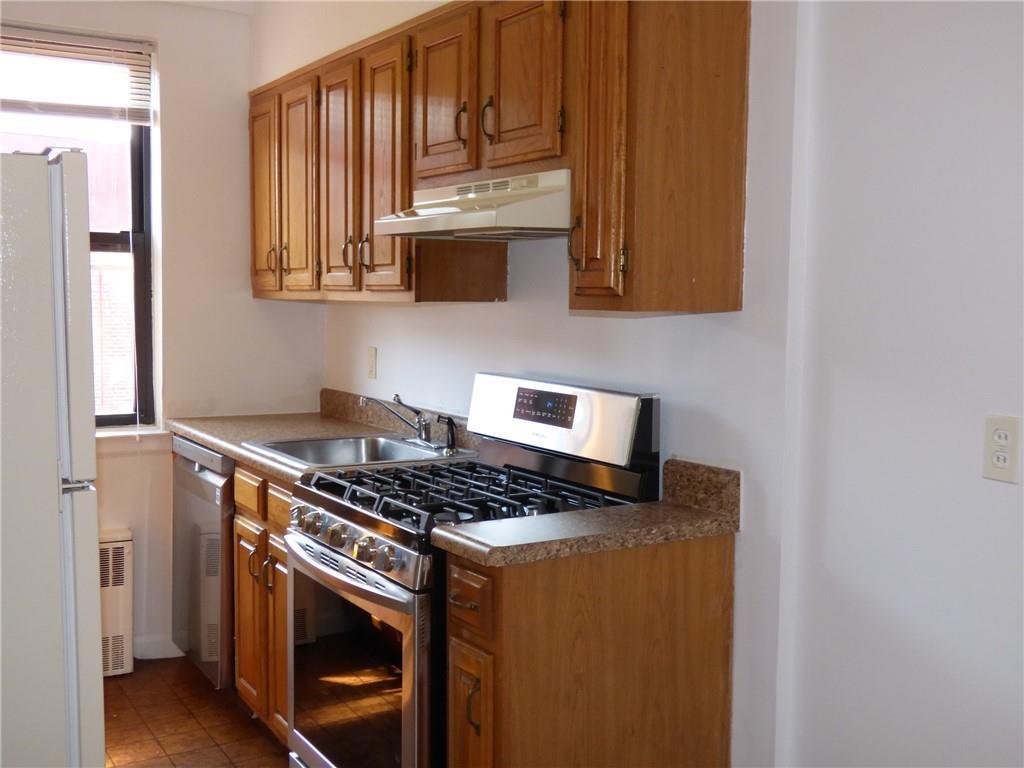 142 Garth Road # 5W, Scarsdale, NY 10583