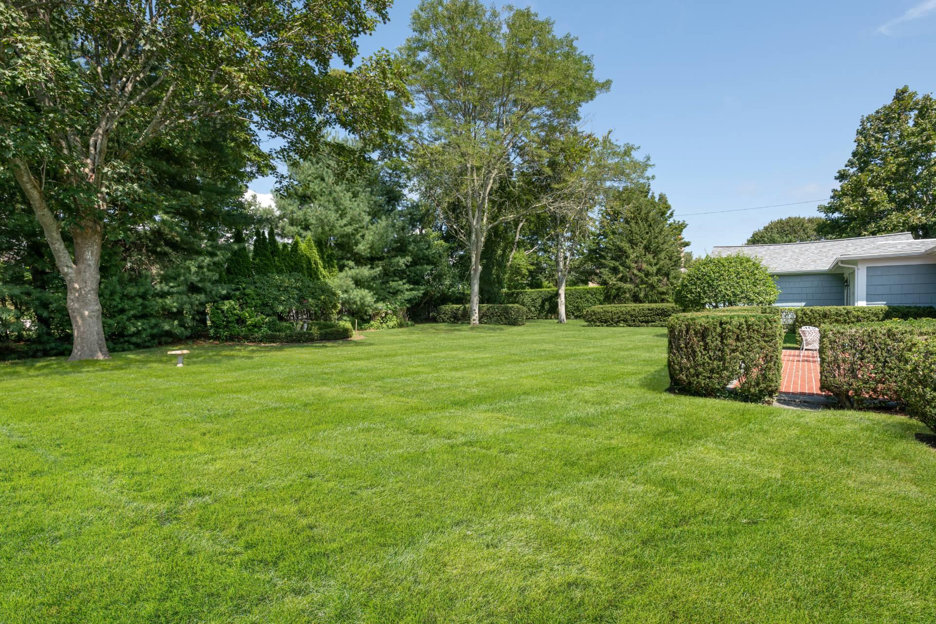 119 Breese Lane, Southampton, NY 11968