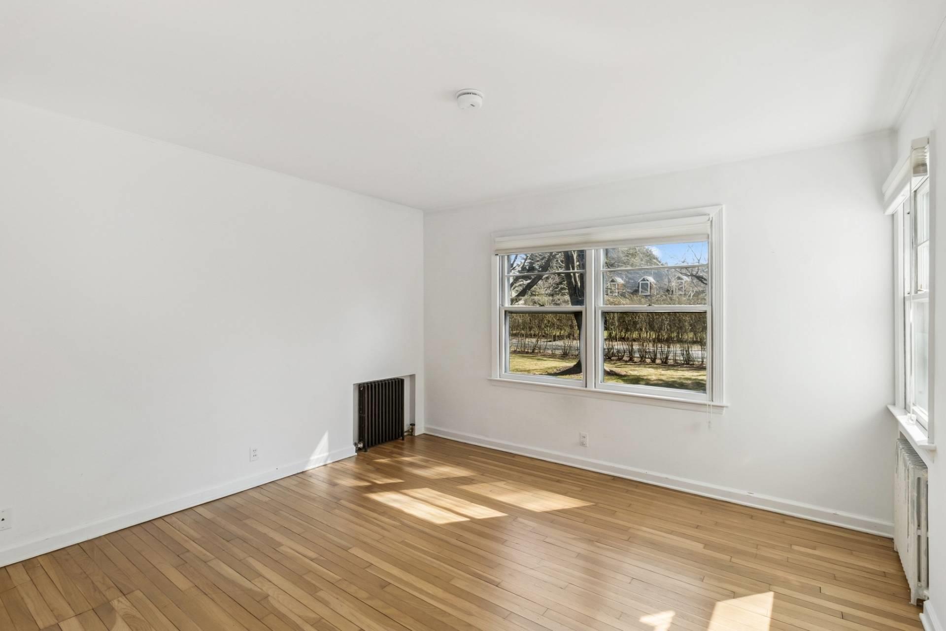 119 Breese Lane, Southampton, NY 11968