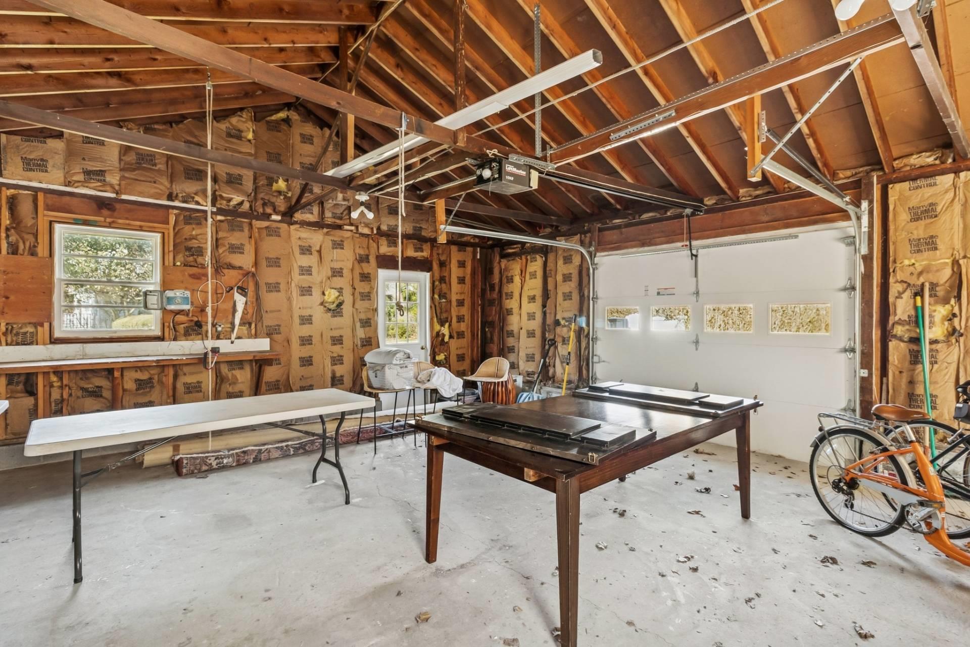 119 Breese Lane, Southampton, NY 11968