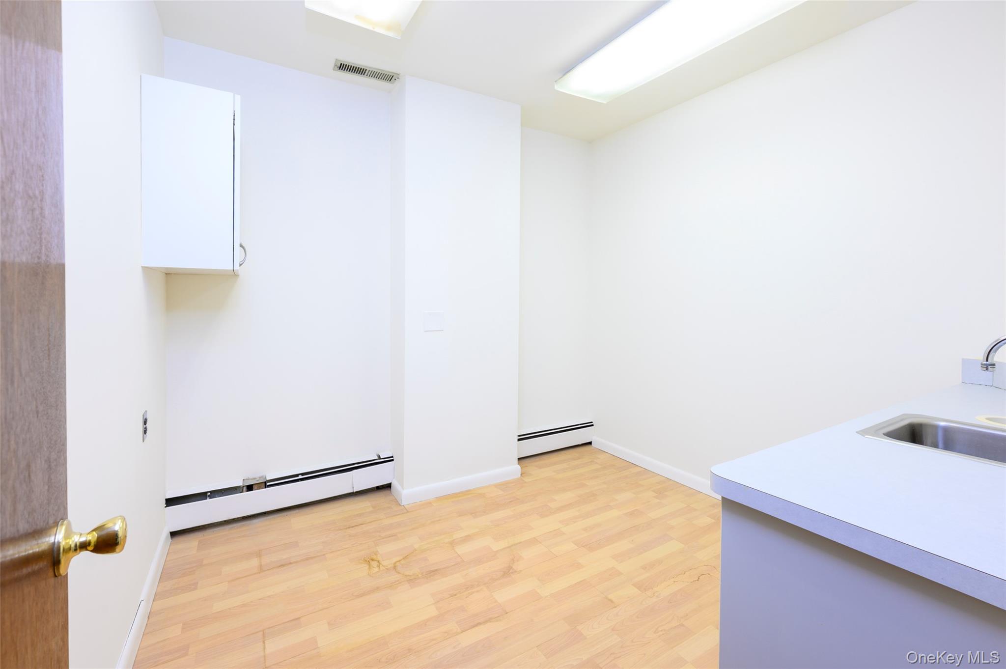 395 Westchester Avenue # LC, Port Chester, NY 10573