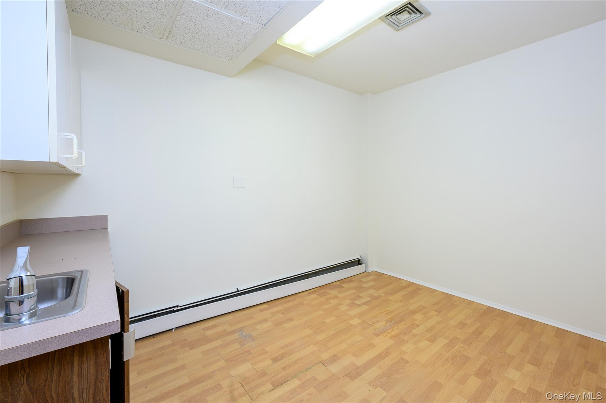 395 Westchester Avenue # LC, Port Chester, NY 10573