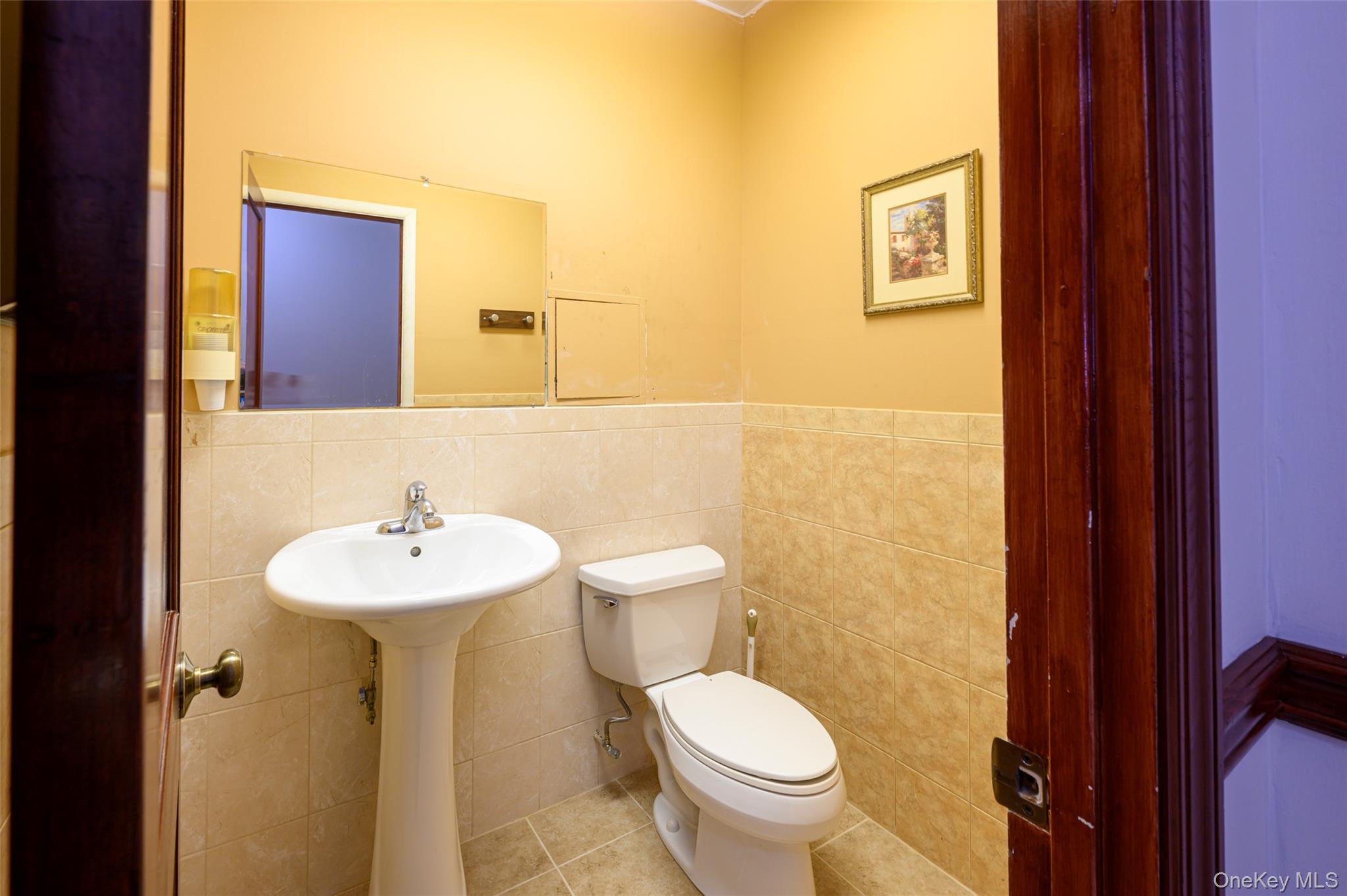 395 Westchester Avenue # LC, Port Chester, NY 10573