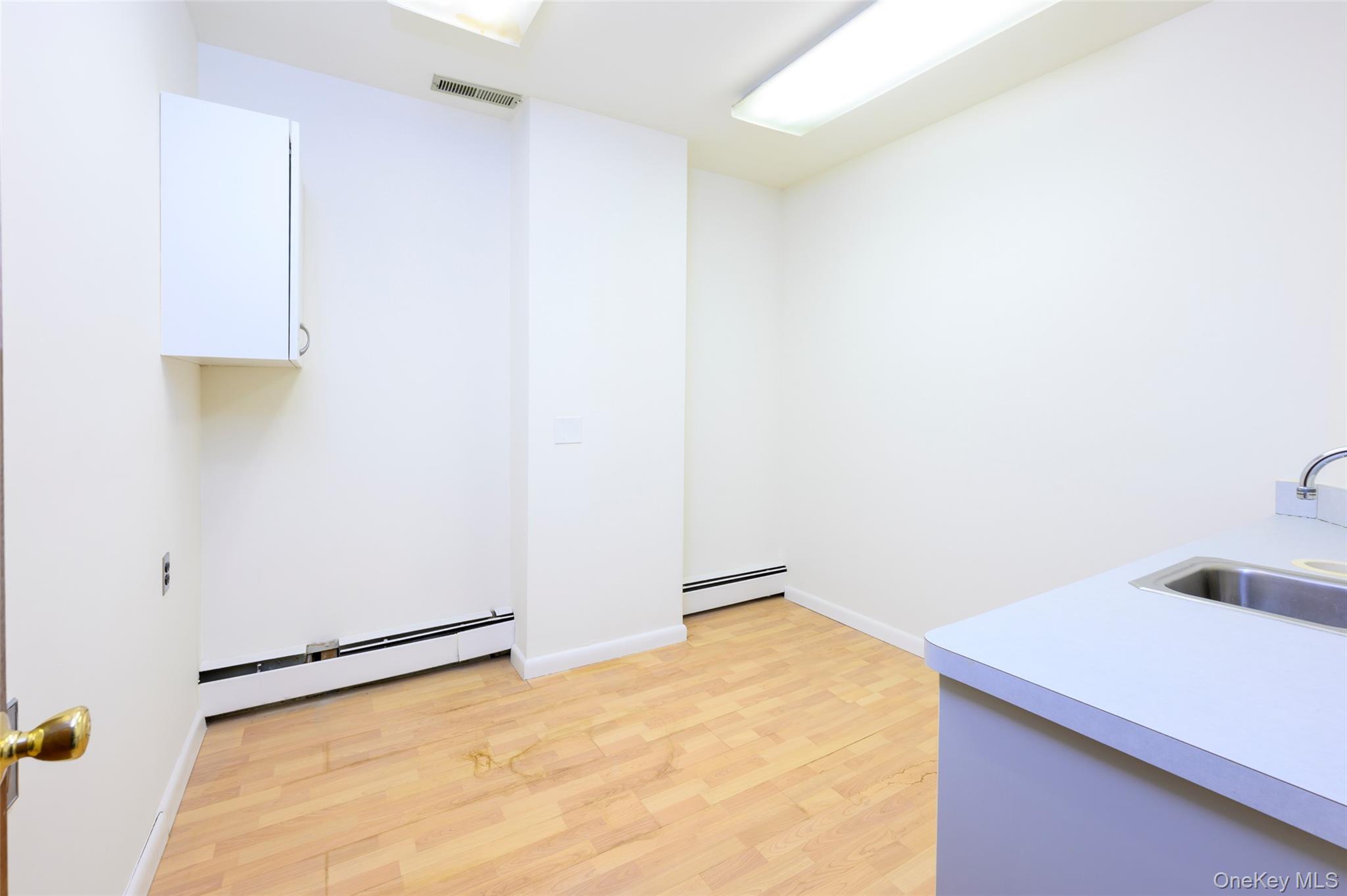 395 Westchester Avenue # LC, Port Chester, NY 10573