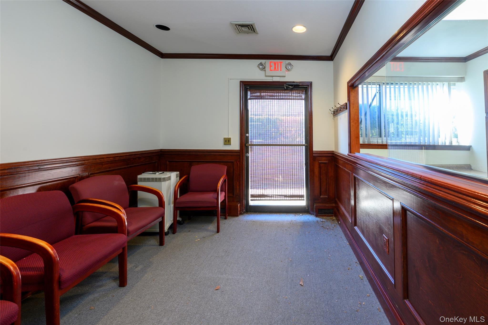 395 Westchester Avenue # LC, Port Chester, NY 10573