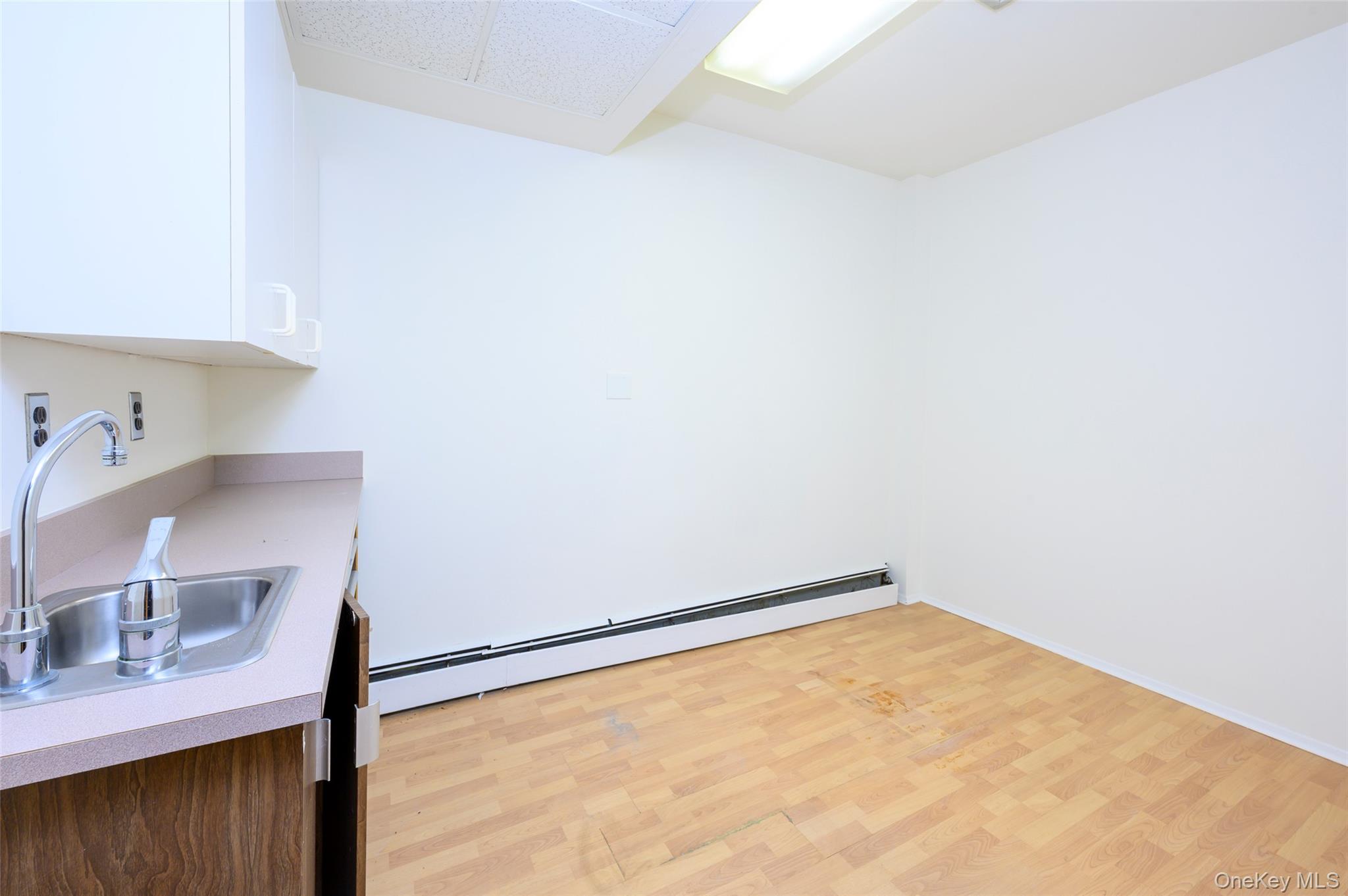 395 Westchester Avenue # LC, Port Chester, NY 10573