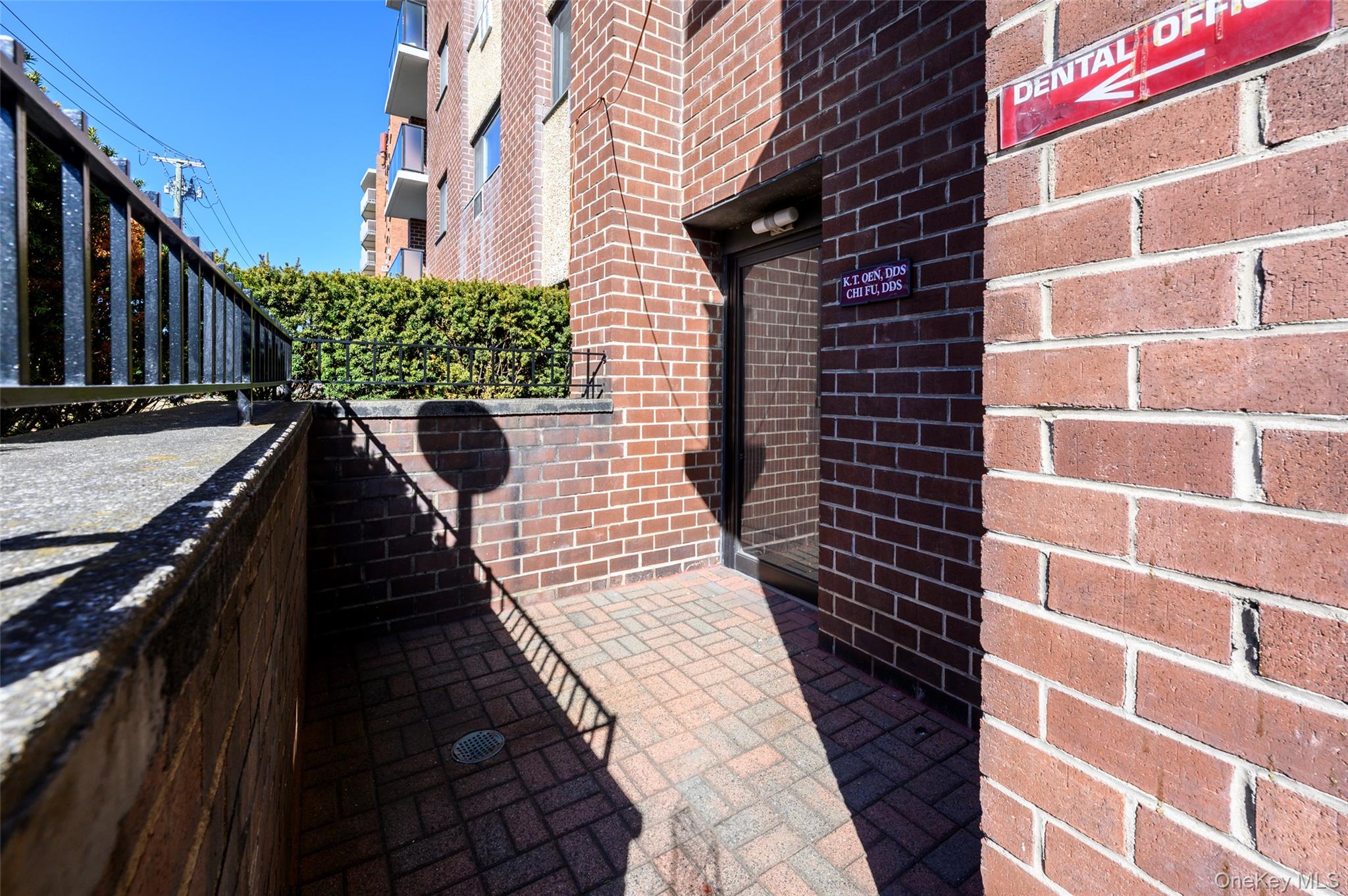 395 Westchester Avenue # LC, Port Chester, NY 10573