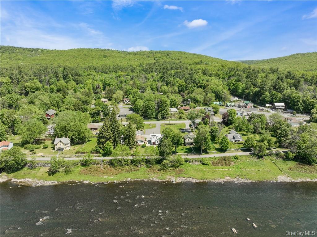 3409 State Route 97, Barryville, NY 12719