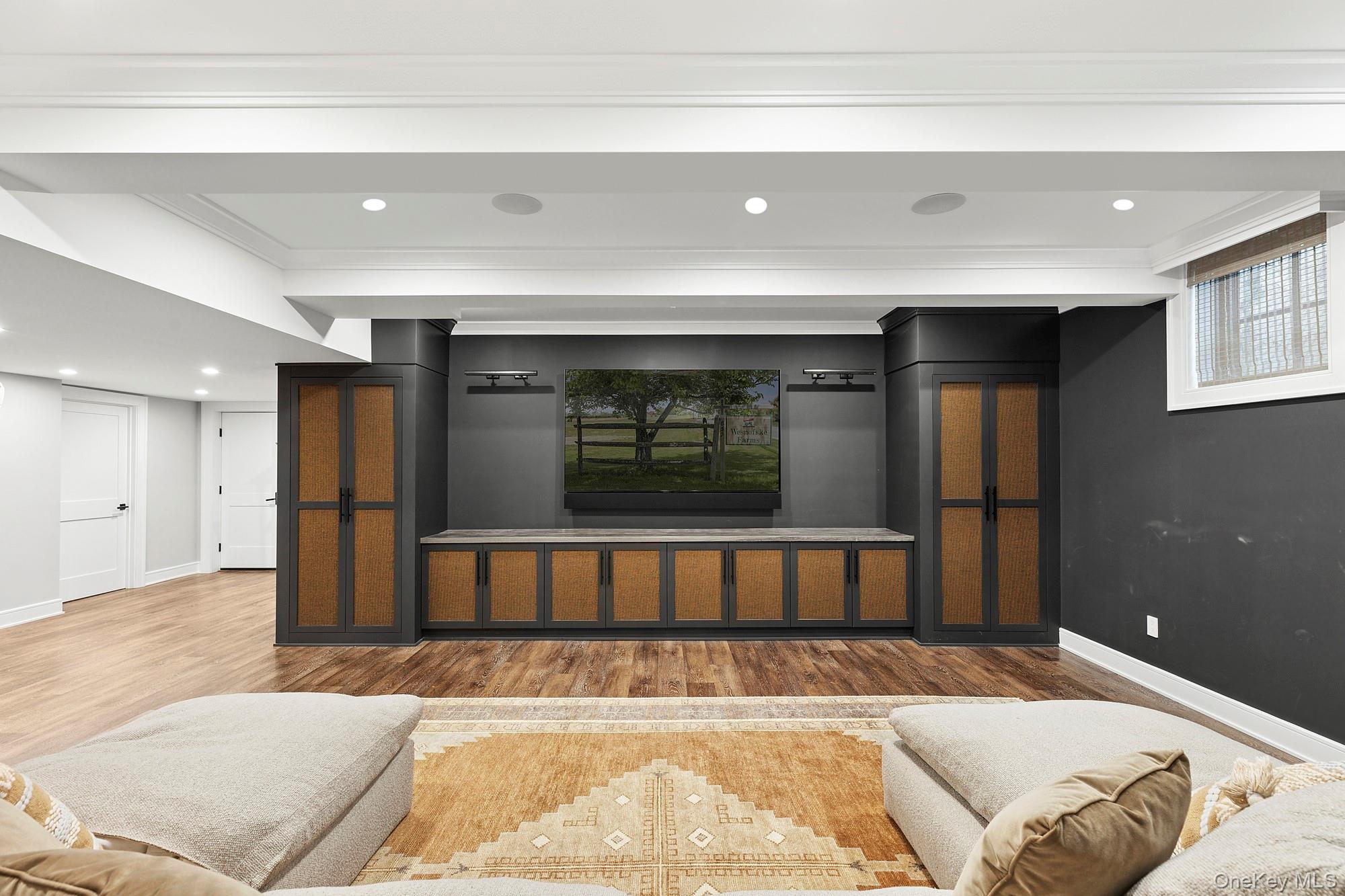 89 Pound Hollow Road, Old Brookville, NY 11545