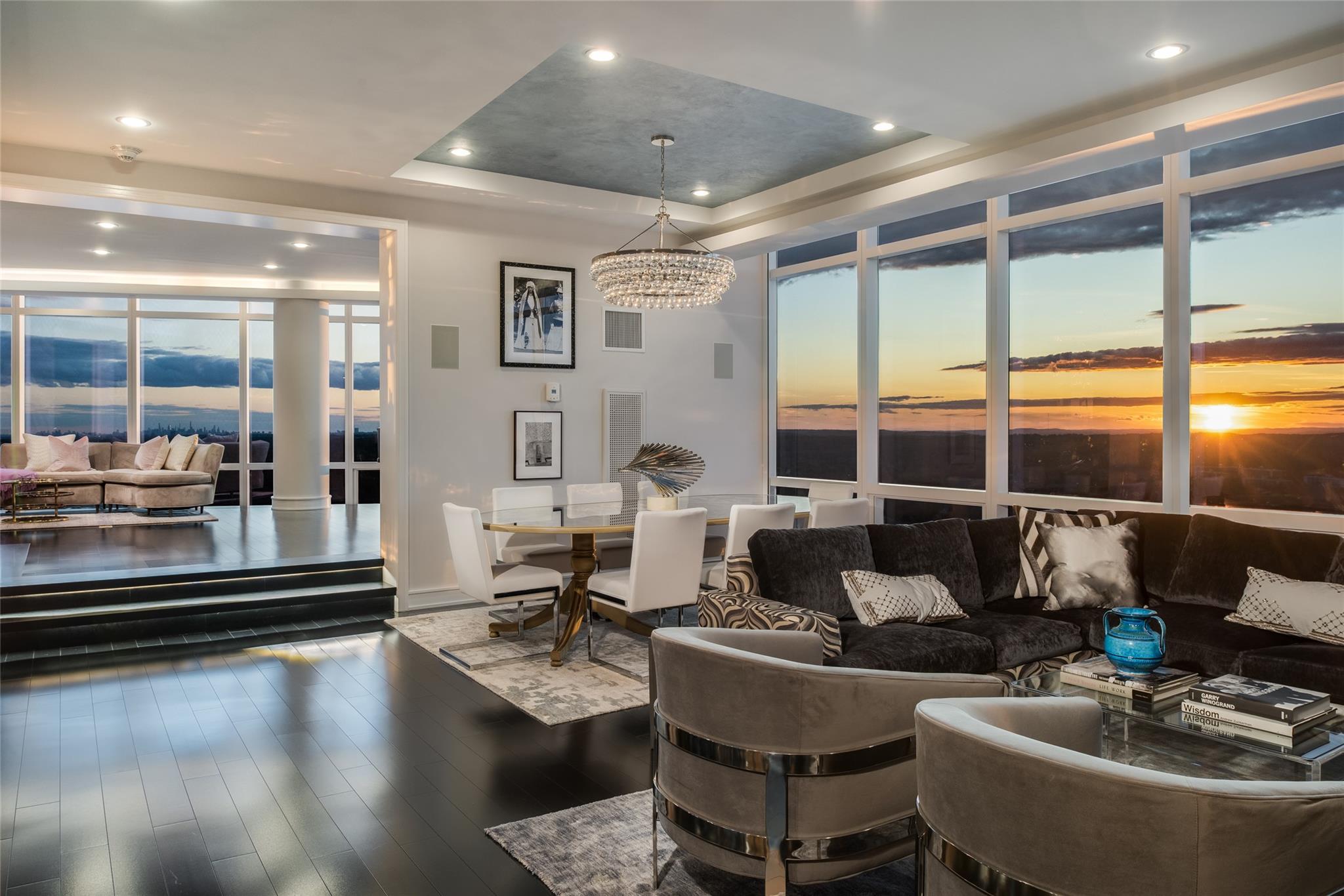 1 Renaissance Square # PH6CD, White Plains, NY 10601