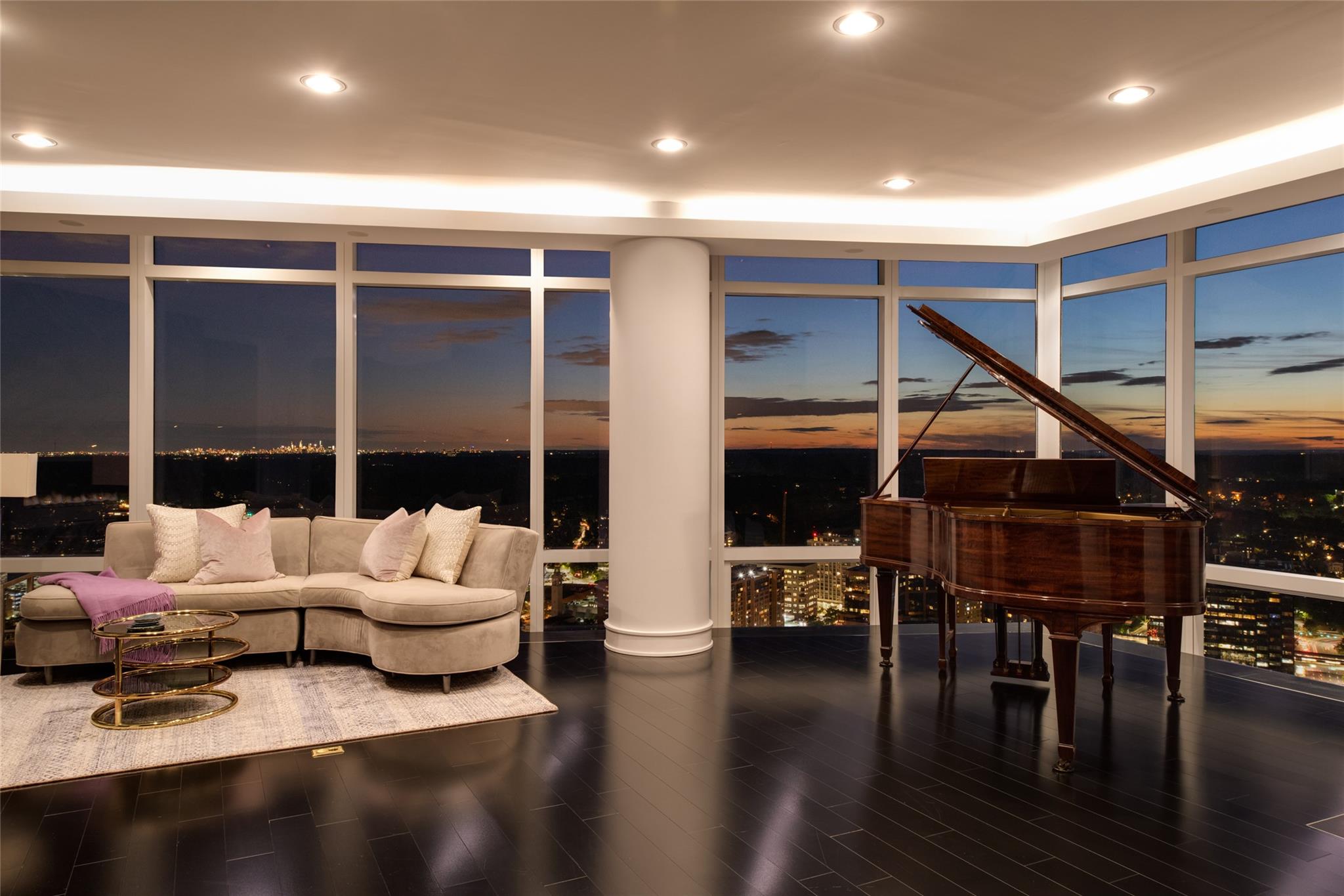 1 Renaissance Square # PH6CD, White Plains, NY 10601