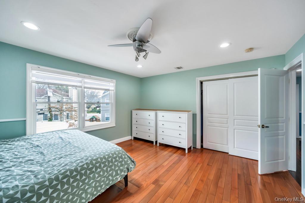 6 Garden Circle, Syosset, NY 11791