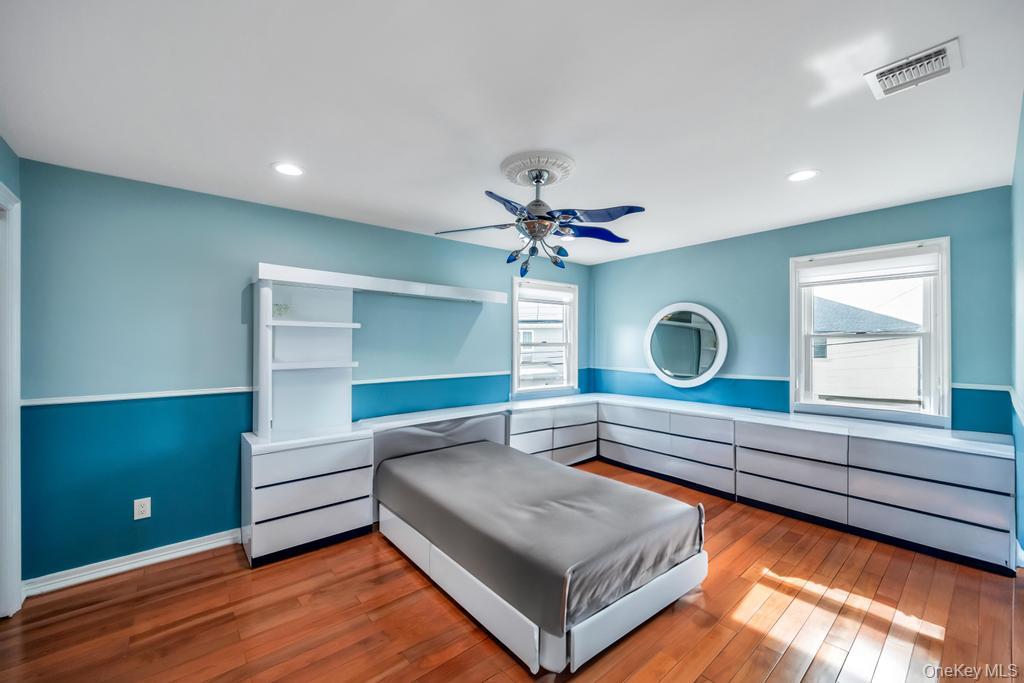 6 Garden Circle, Syosset, NY 11791