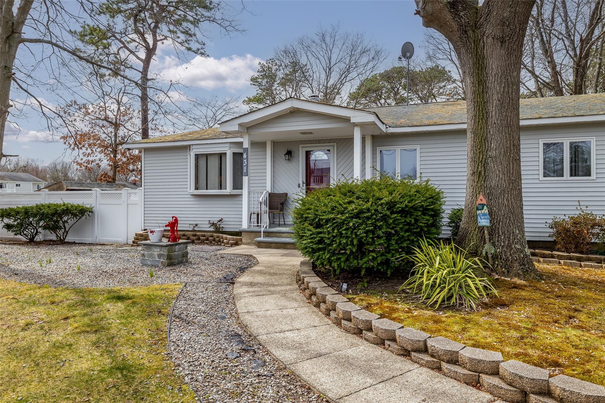 431 Grand Boulevard, Brentwood, NY 11717