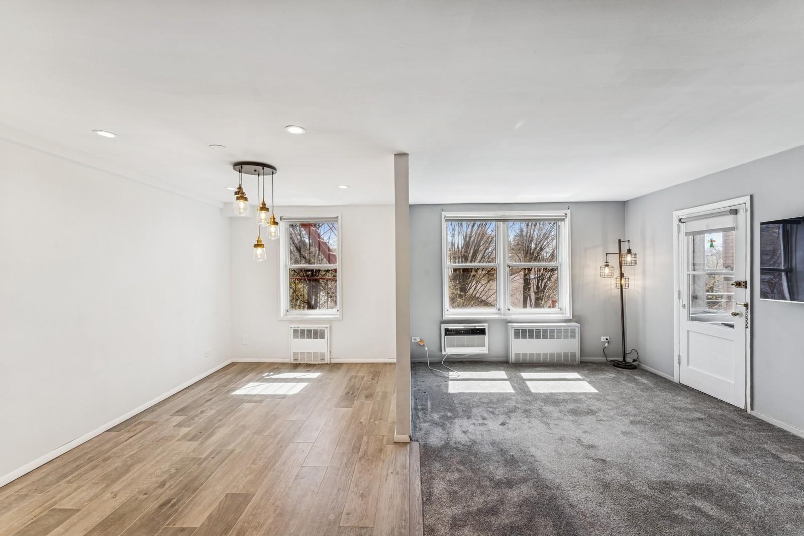 241-20 Northern Boulevard # 2B, Little Neck, NY 11362