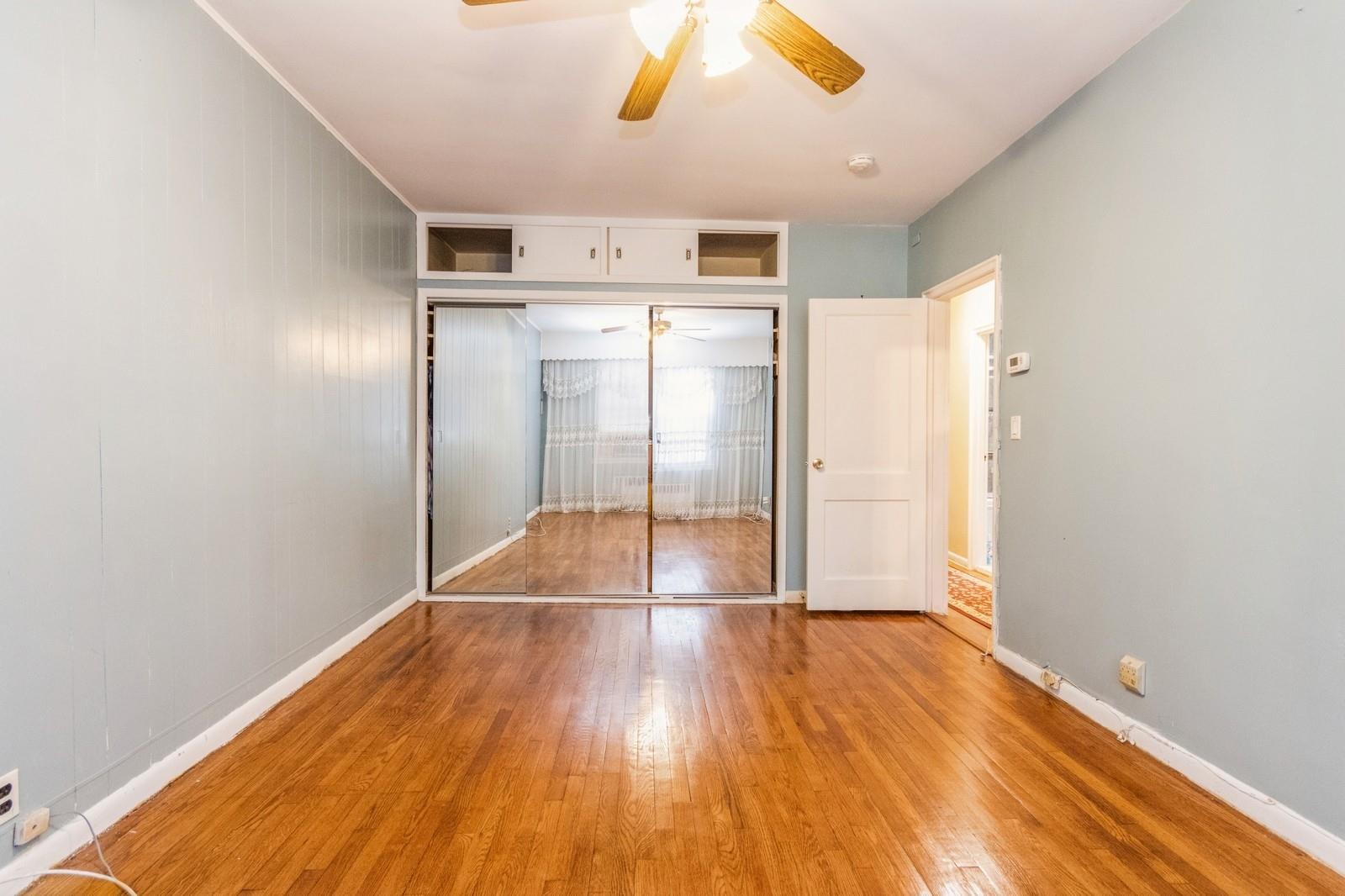 4121 Grace Avenue, Bronx, NY 10466