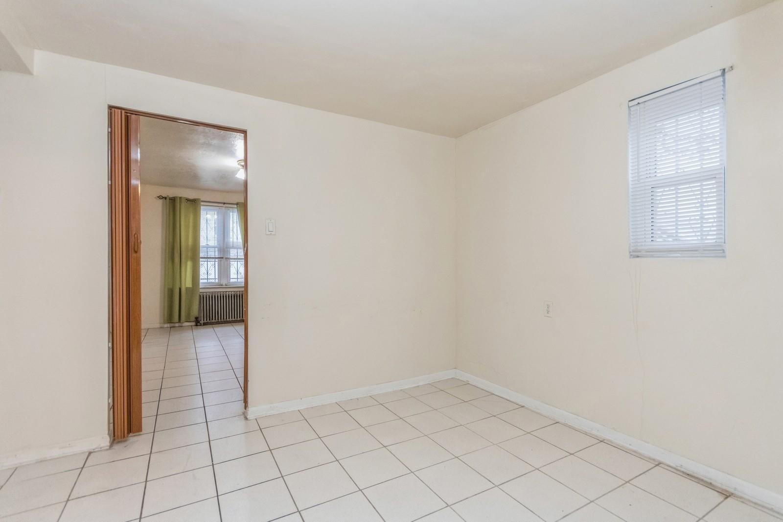 4121 Grace Avenue, Bronx, NY 10466