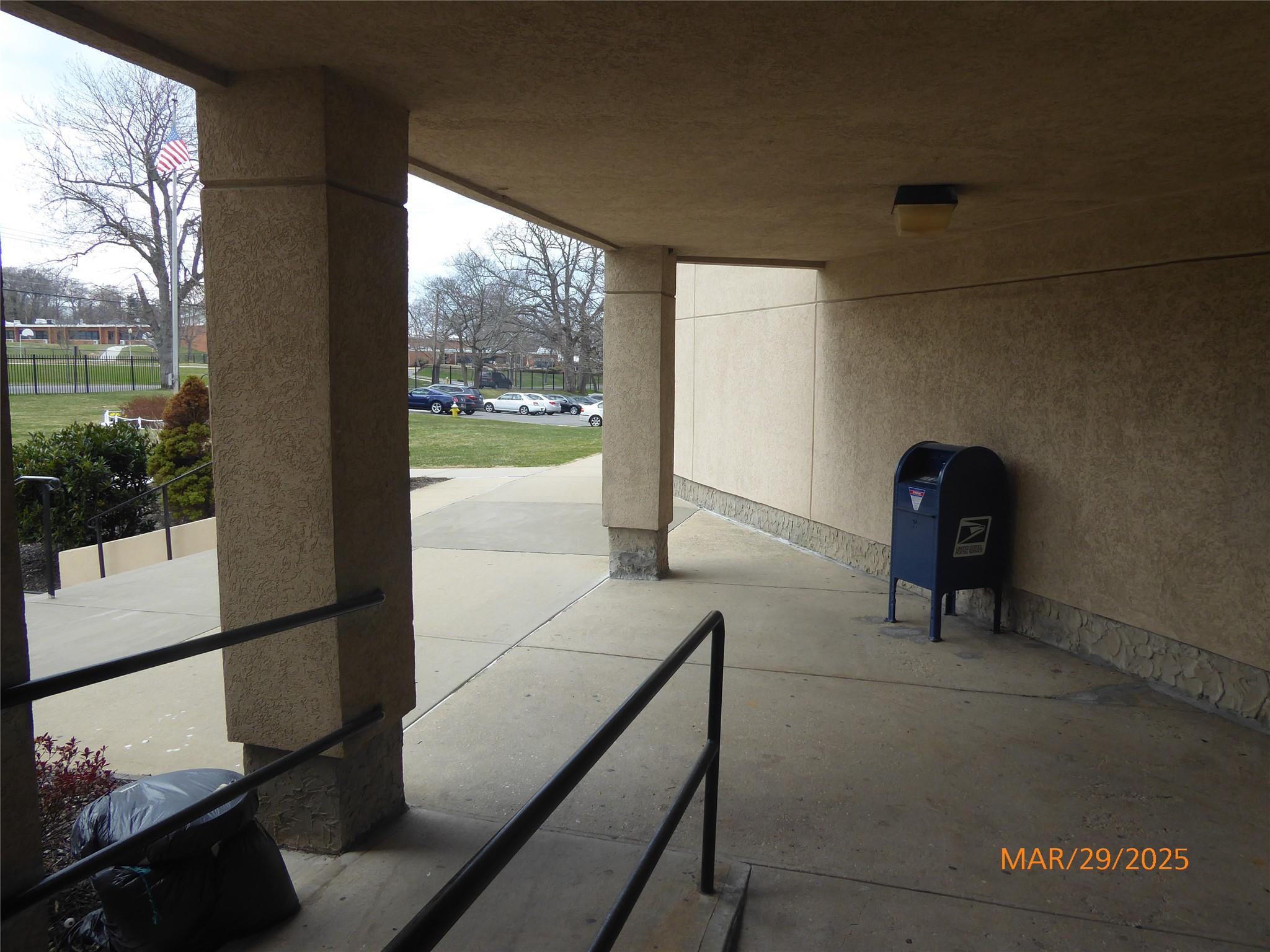 280 Lowndes Avenue # 111G, Huntington Station, NY 11746