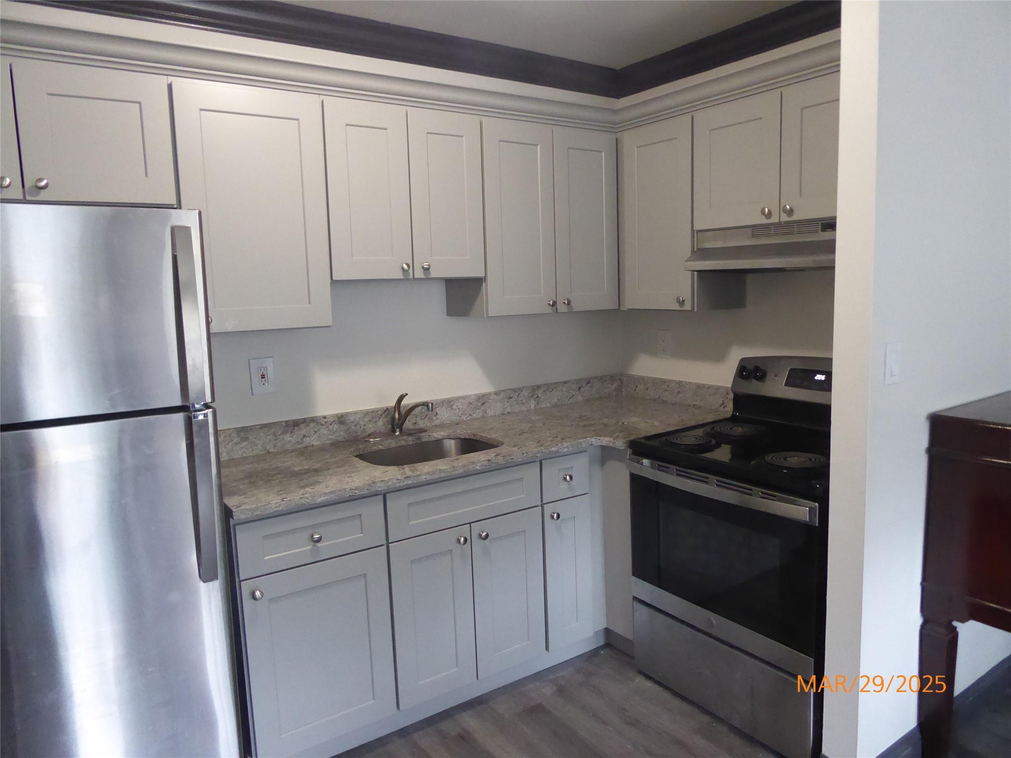 280 Lowndes Avenue # 111G, Huntington Station, NY 11746