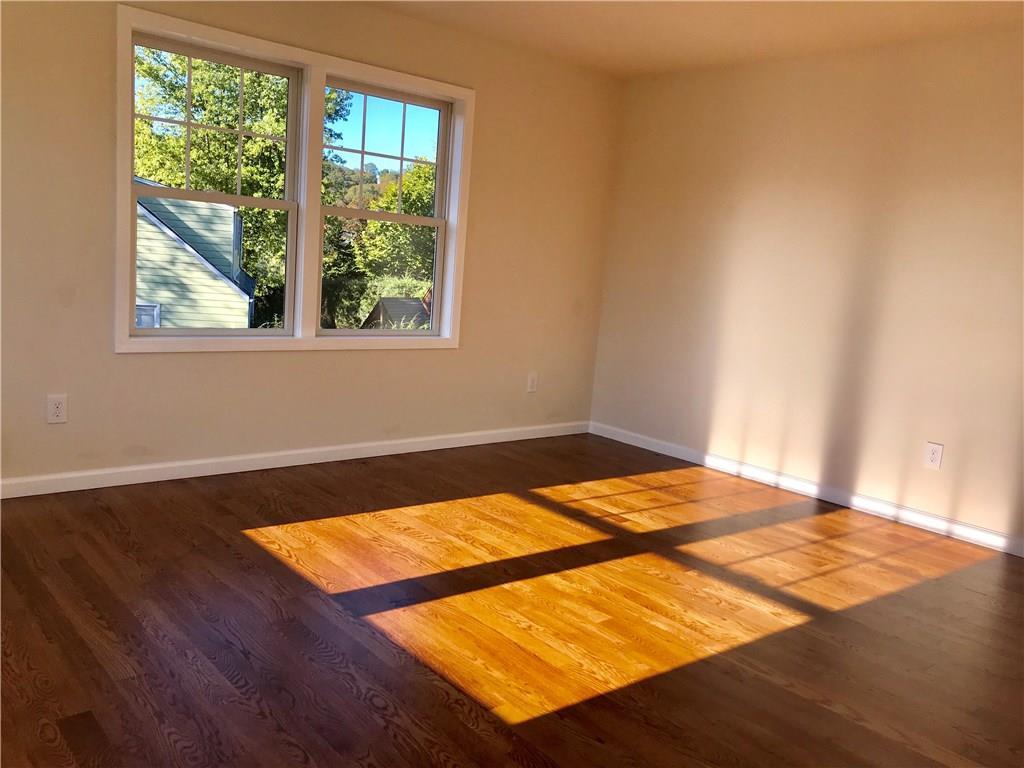 15 St. George Street # TOP FLOOR, Pleasantville, NY 10570
