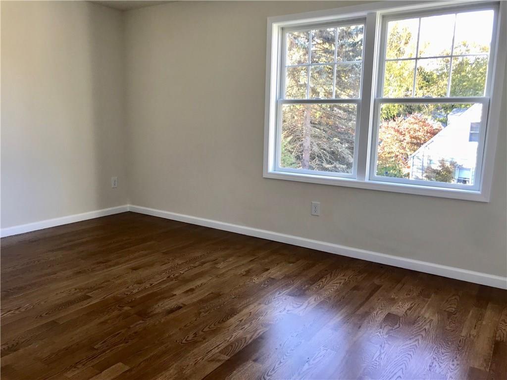 15 St. George Street # TOP FLOOR, Pleasantville, NY 10570