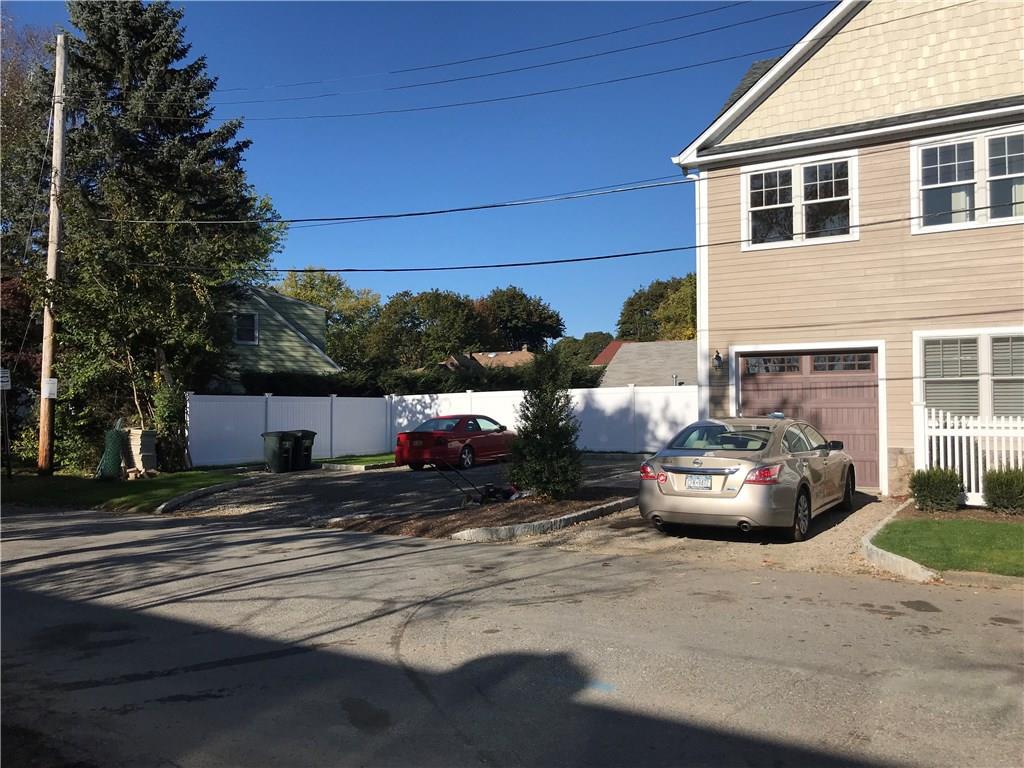 15 St. George Street # TOP FLOOR, Pleasantville, NY 10570