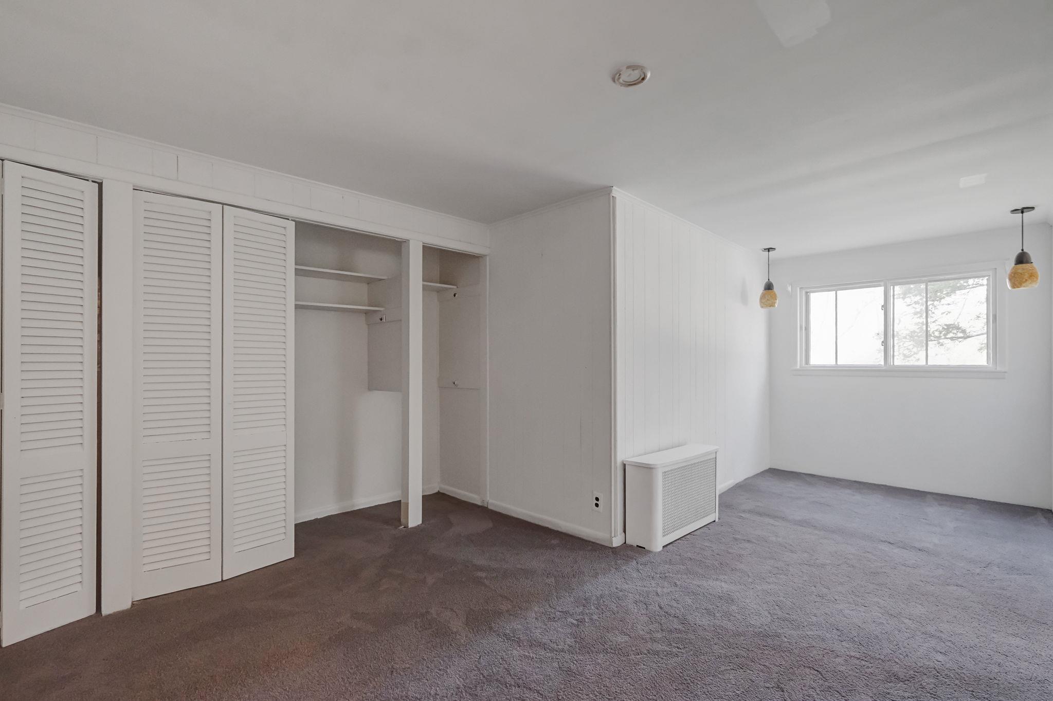 15 Community Road, Coram, NY 11727