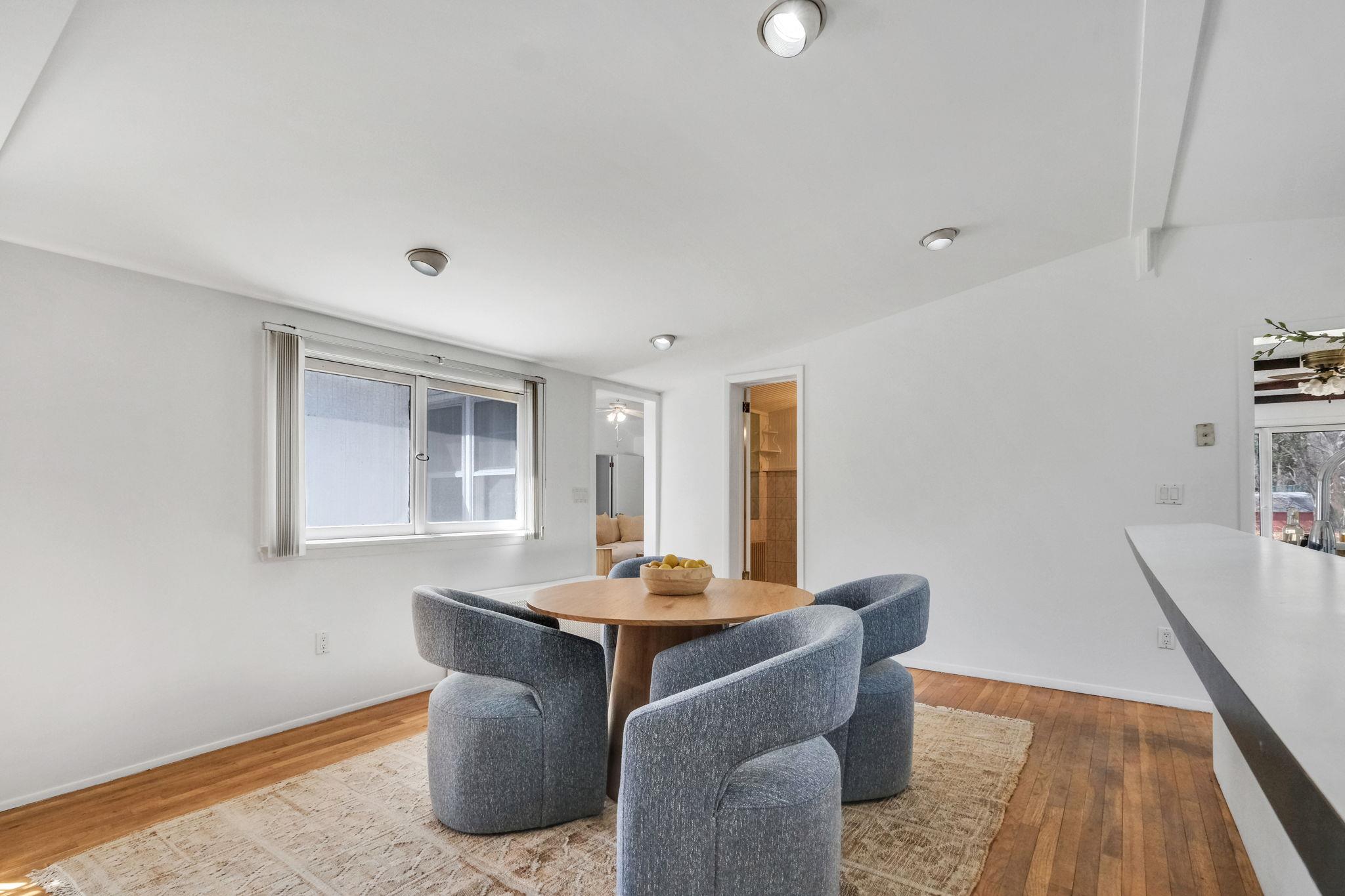 15 Community Road, Coram, NY 11727