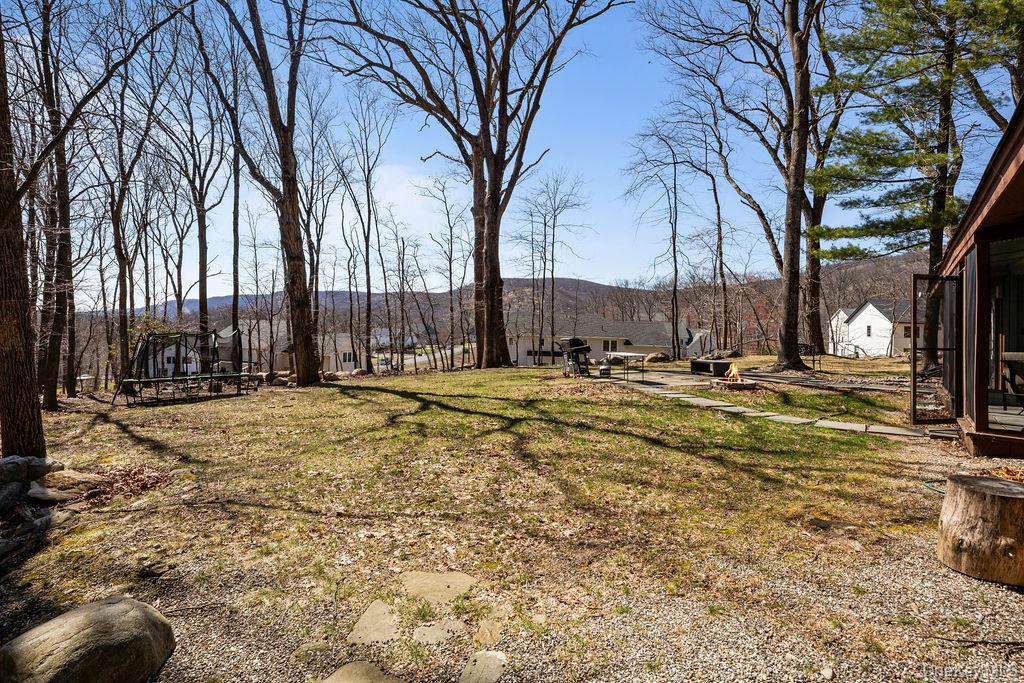 5 Laura Lane, Pomona, NY 10970