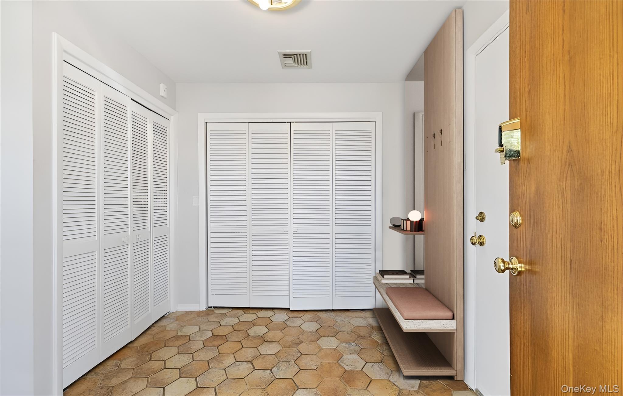 5 Laura Lane, Pomona, NY 10970