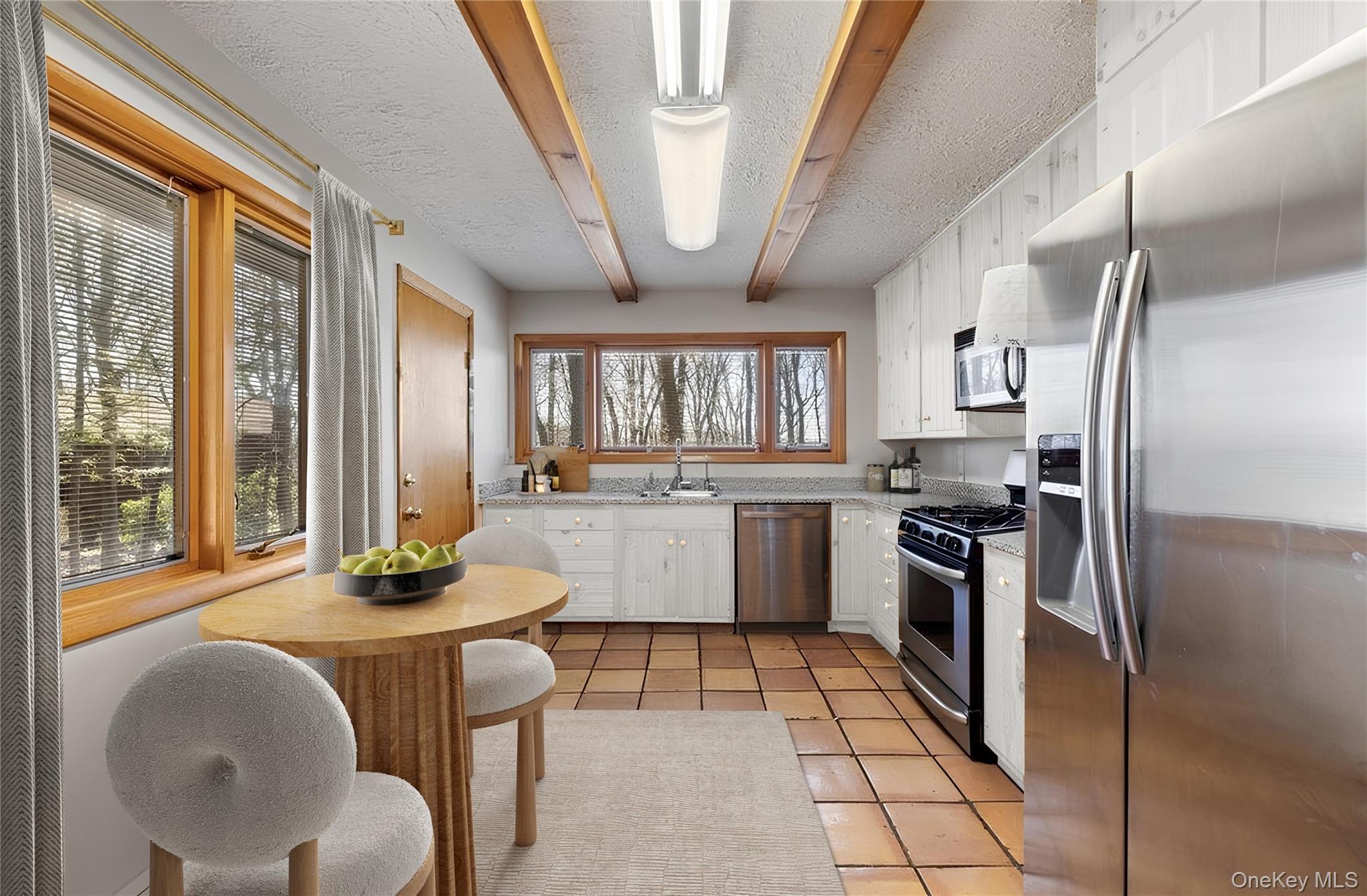 5 Laura Lane, Pomona, NY 10970