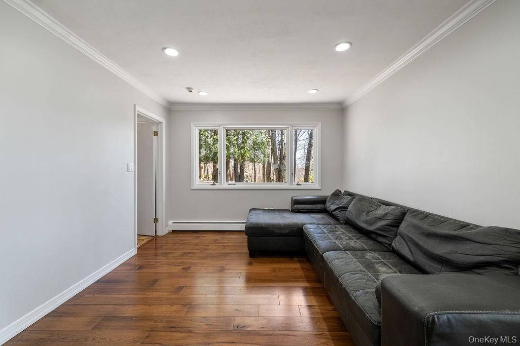 5 Laura Lane, Pomona, NY 10970