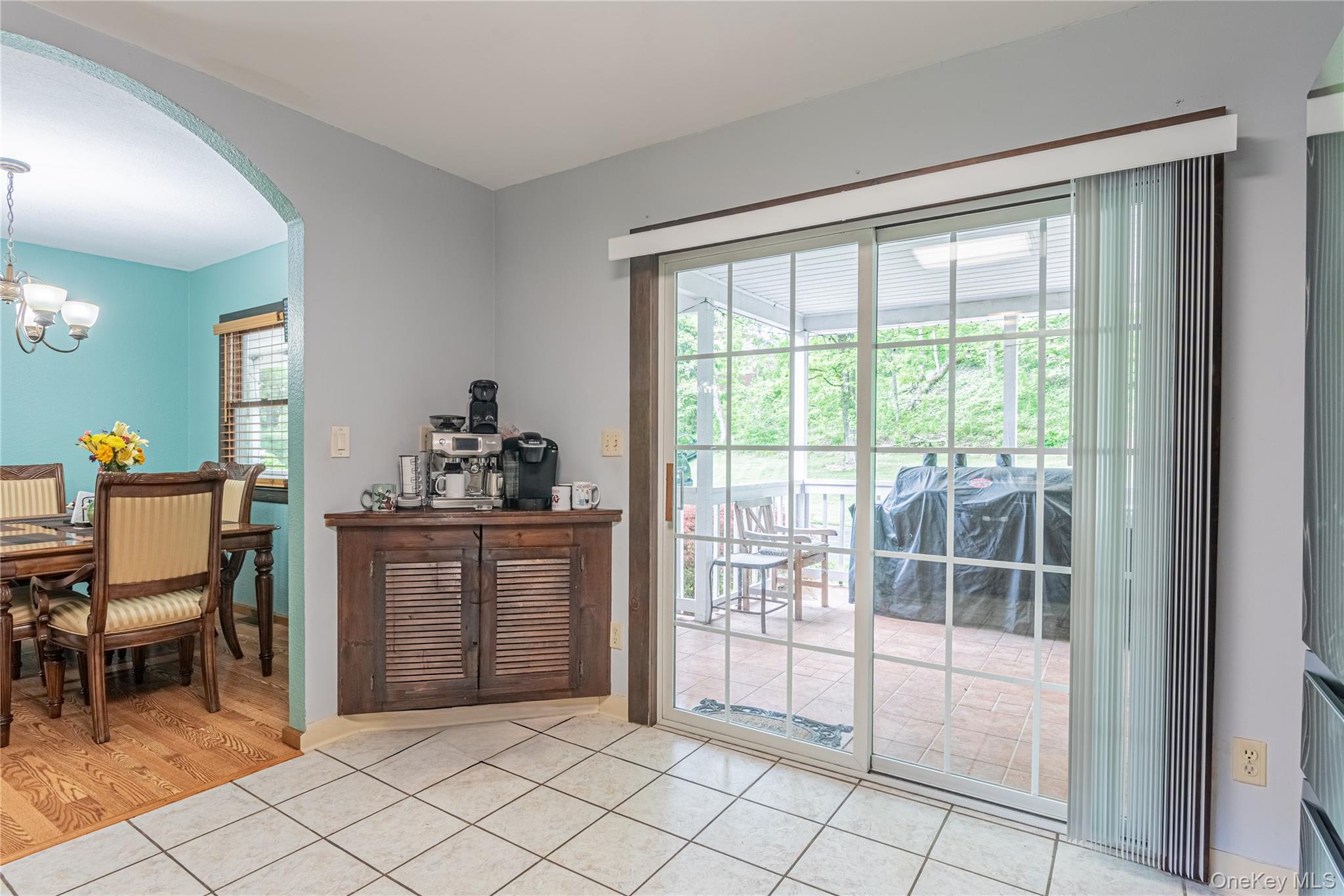 6 Swain Drive, Pleasant Valley, NY 12569