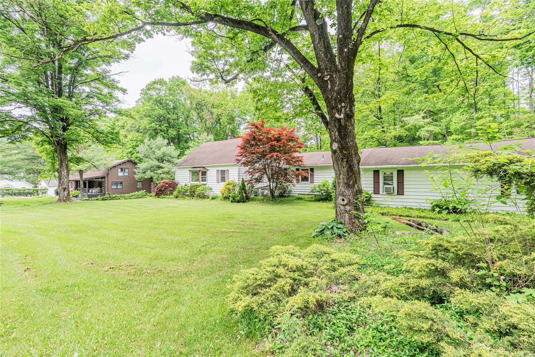 6 Swain Drive, Pleasant Valley, NY 12569